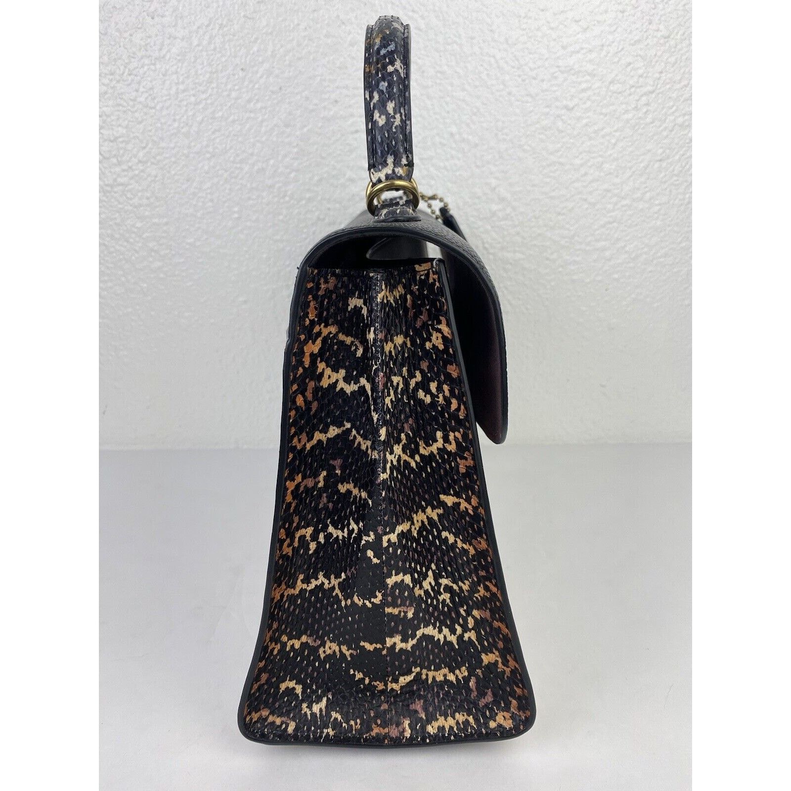 Coach Coach Tabby Top Handle Black White Leather Snakeskin Purse Size ONE SIZE - 8 Thumbnail