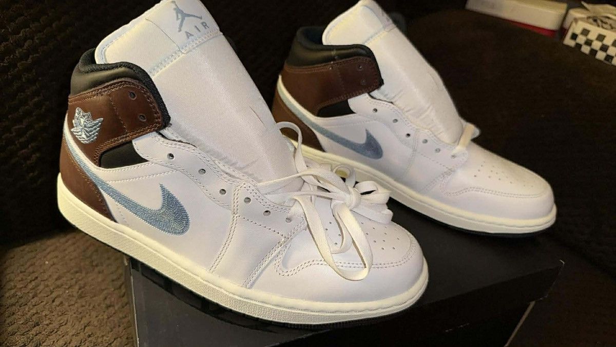 Jordan Brand Nike Jordan 1 retro SE Mid “UNC Mocha” New w/ OG Box! size 8 Size US 8 / EU 41 - 7 Thumbnail