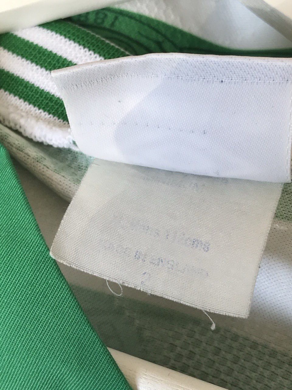 Umbro Vintage 1990s Umbro Celtic FC Retro Football Shirt Jersey Size US XL / EU 56 / 4 - 16 Thumbnail