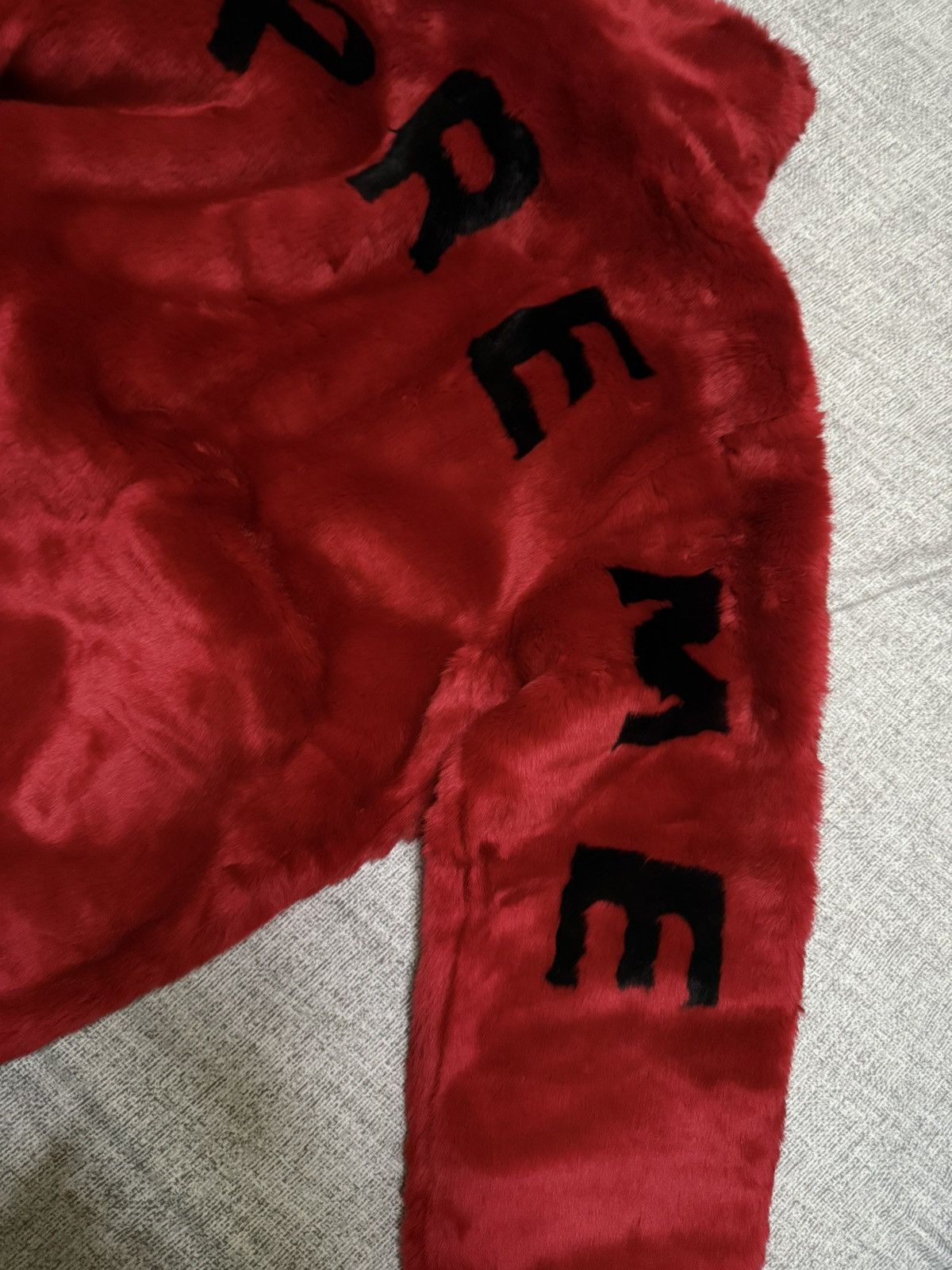 Supreme Supreme Faux Fur bomber jacket dswt xl Size US XL / EU 56 / 4 - 4 Thumbnail