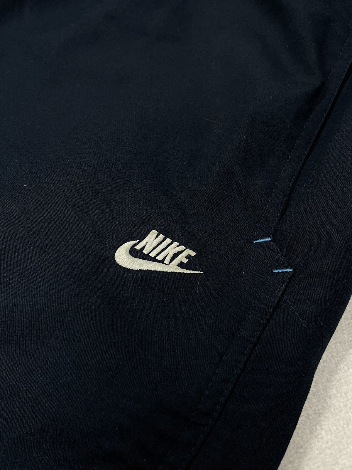Nike Vintage Nike Nylon Sweatpants Navy Drill Y2K ACG TECH Size US 38 / EU 54 - 4 Thumbnail