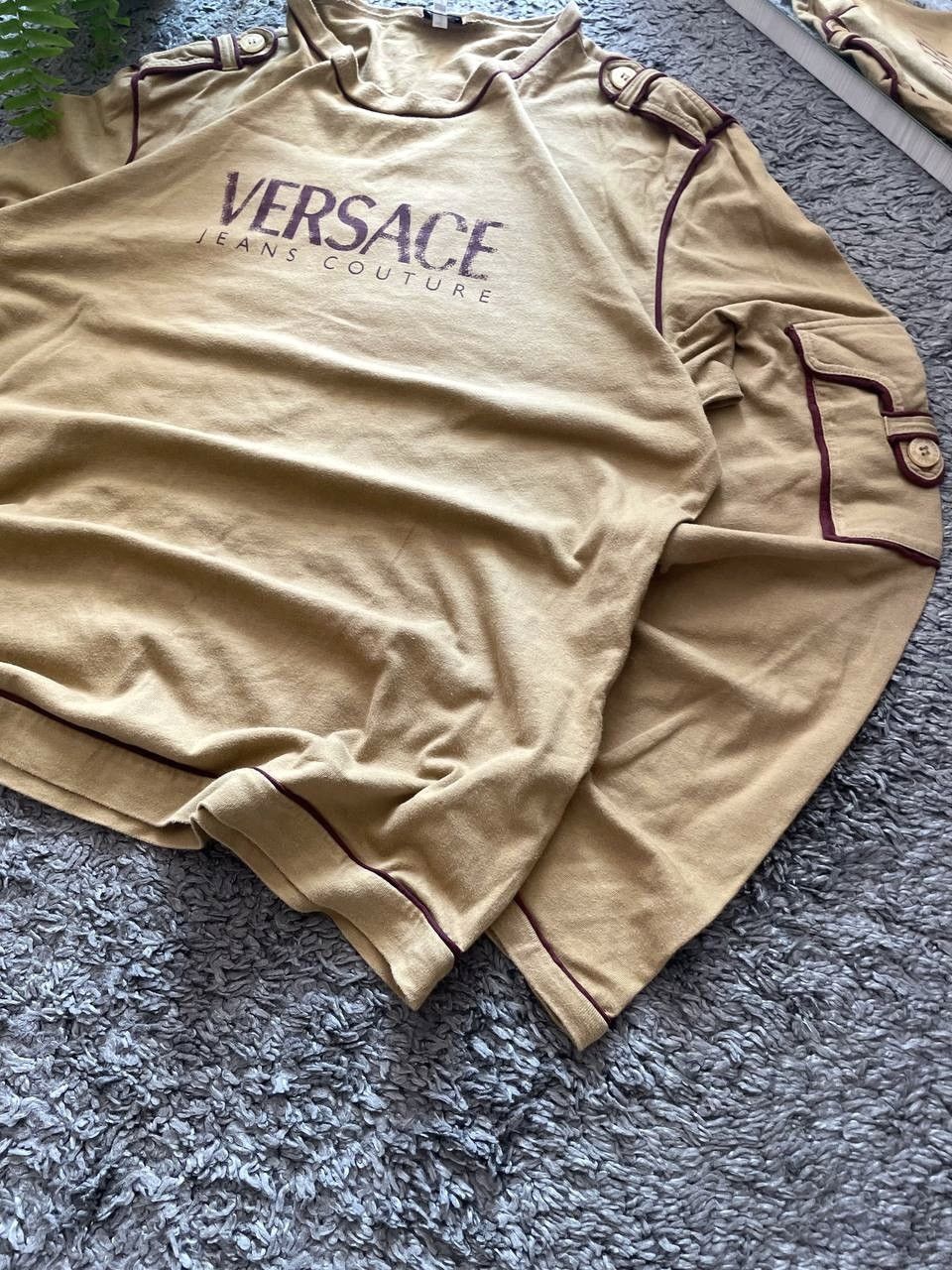 Versace × Vintage 00s Versace Long-Sleeve Streetwear Luxury Big Logo Rare Size US L / EU 52-54 / 3 - 5 Thumbnail