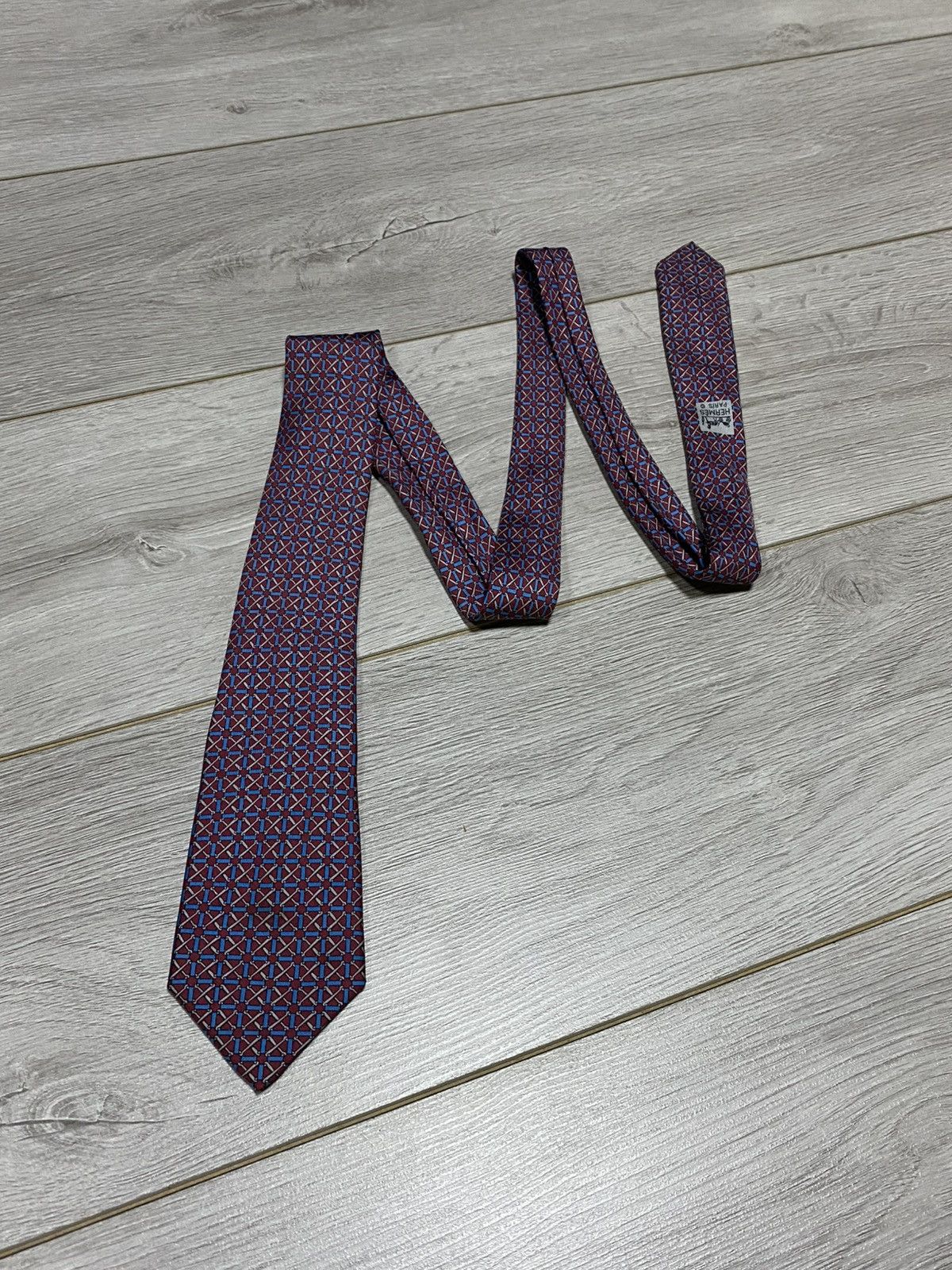 Hermes Hermes vintage silk tie patterns France Size ONE SIZE - 1 Thumbnail