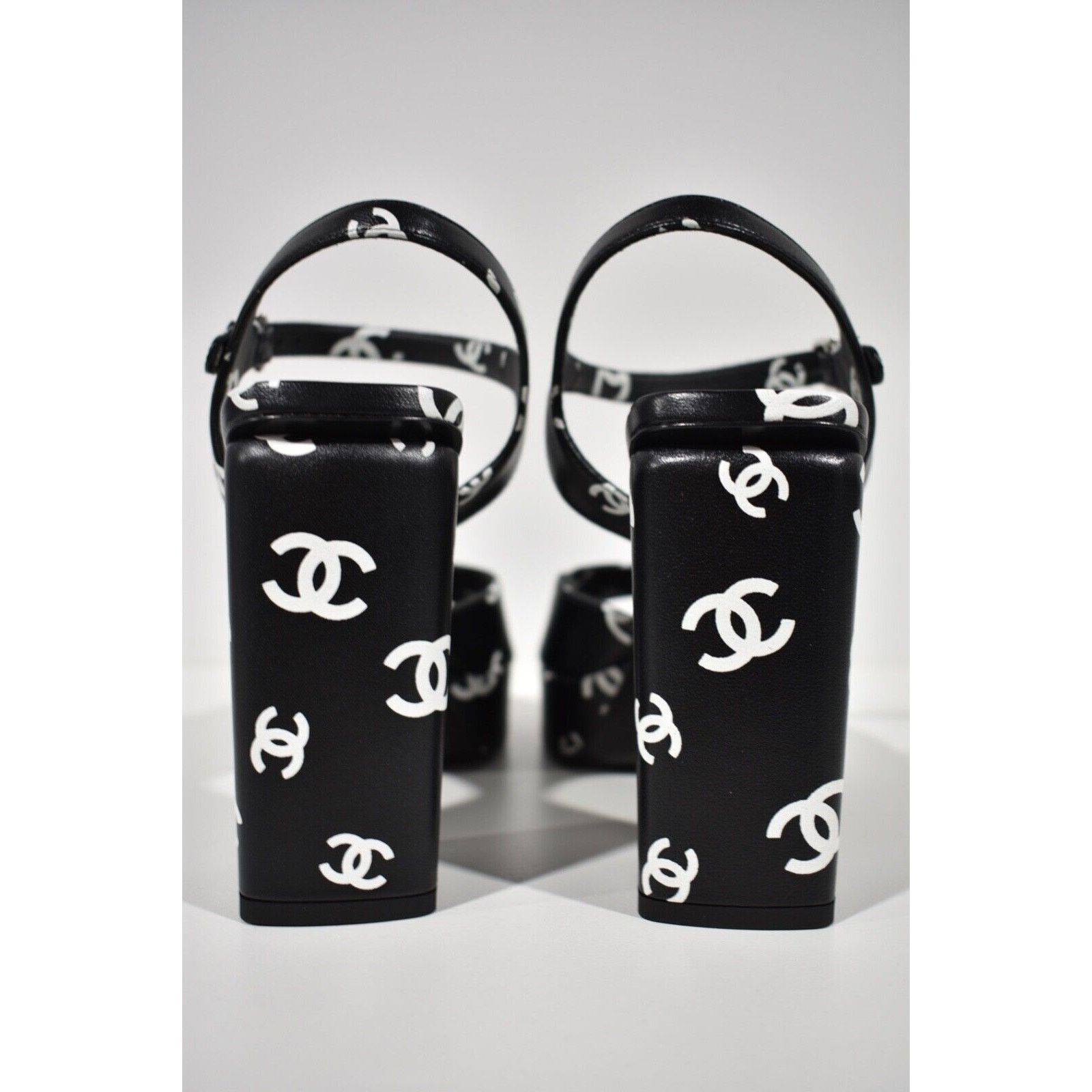 Chanel Chanel Lambskin CC Logo Platform Strap Block Heel Sandal 36 Size US 6 / IT 36 - 10 Thumbnail