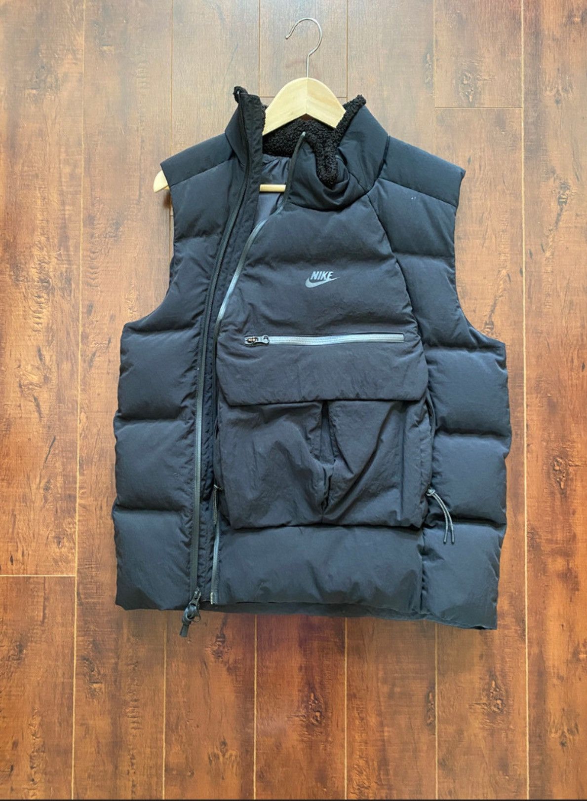 Nike tech pack fill down vest best sale