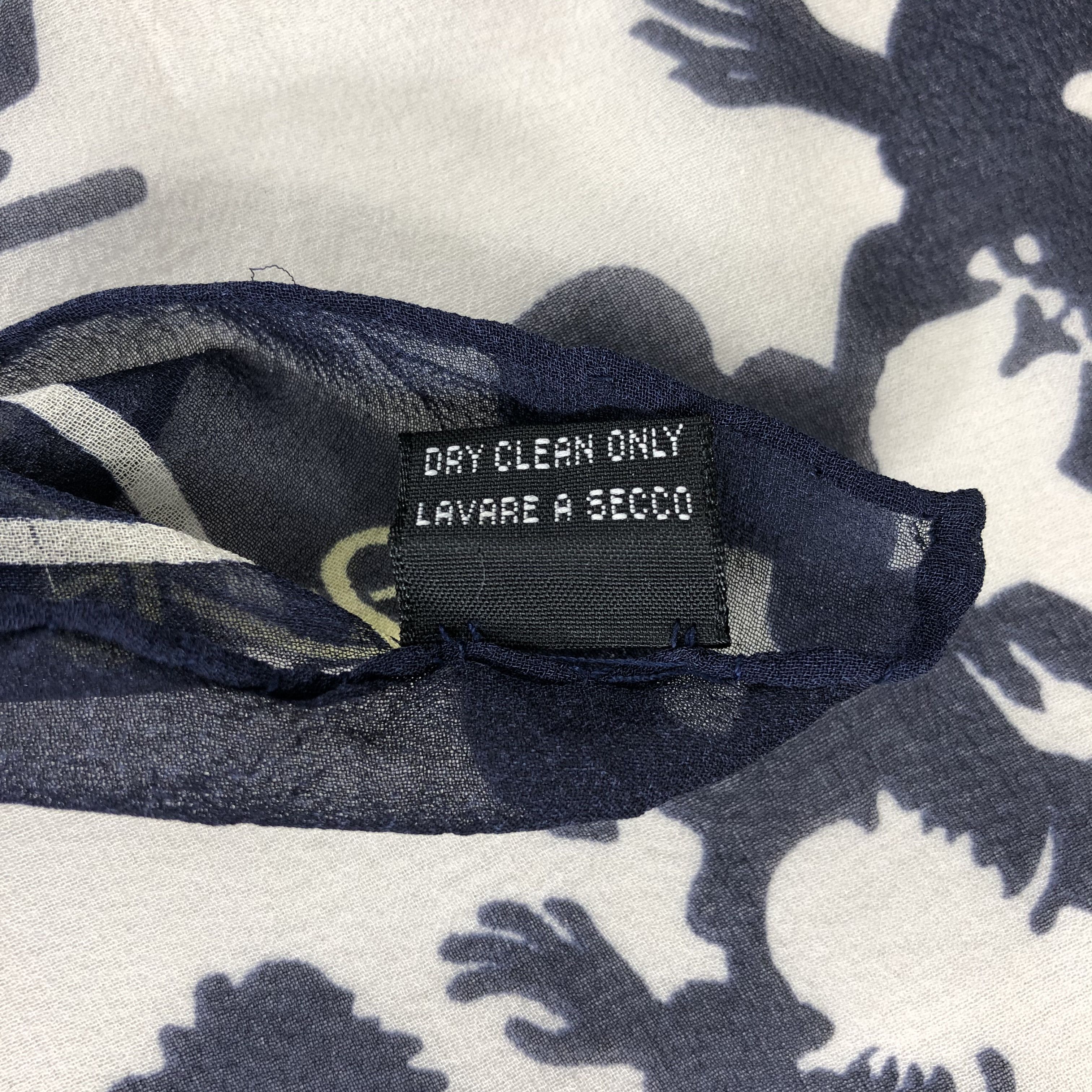 Vintage Vintage Salvatore Ferragamo Silk Scarf Size ONE SIZE - 6 Thumbnail