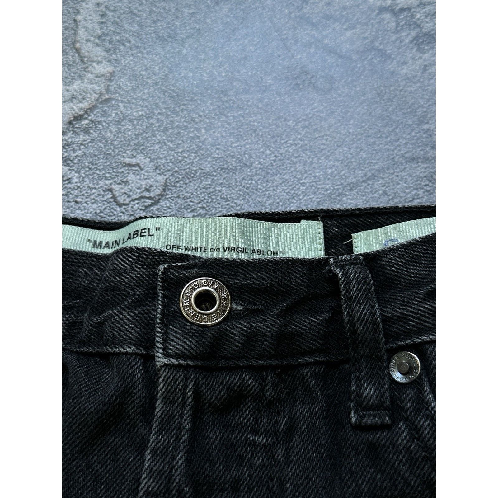 Off-White Off-White Womens Washed Style Denim Mini Shorts Embroidered Size 29" - 10 Thumbnail