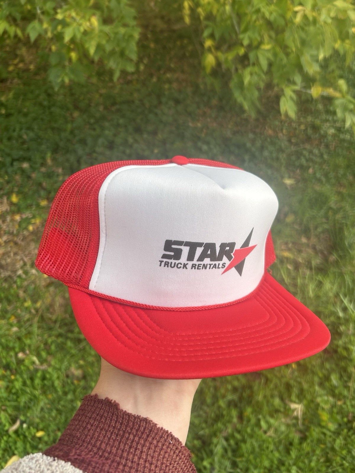 Vintage Vintage trucker hat star truck rentals red white 2 tone snap Size ONE SIZE - 1 Thumbnail