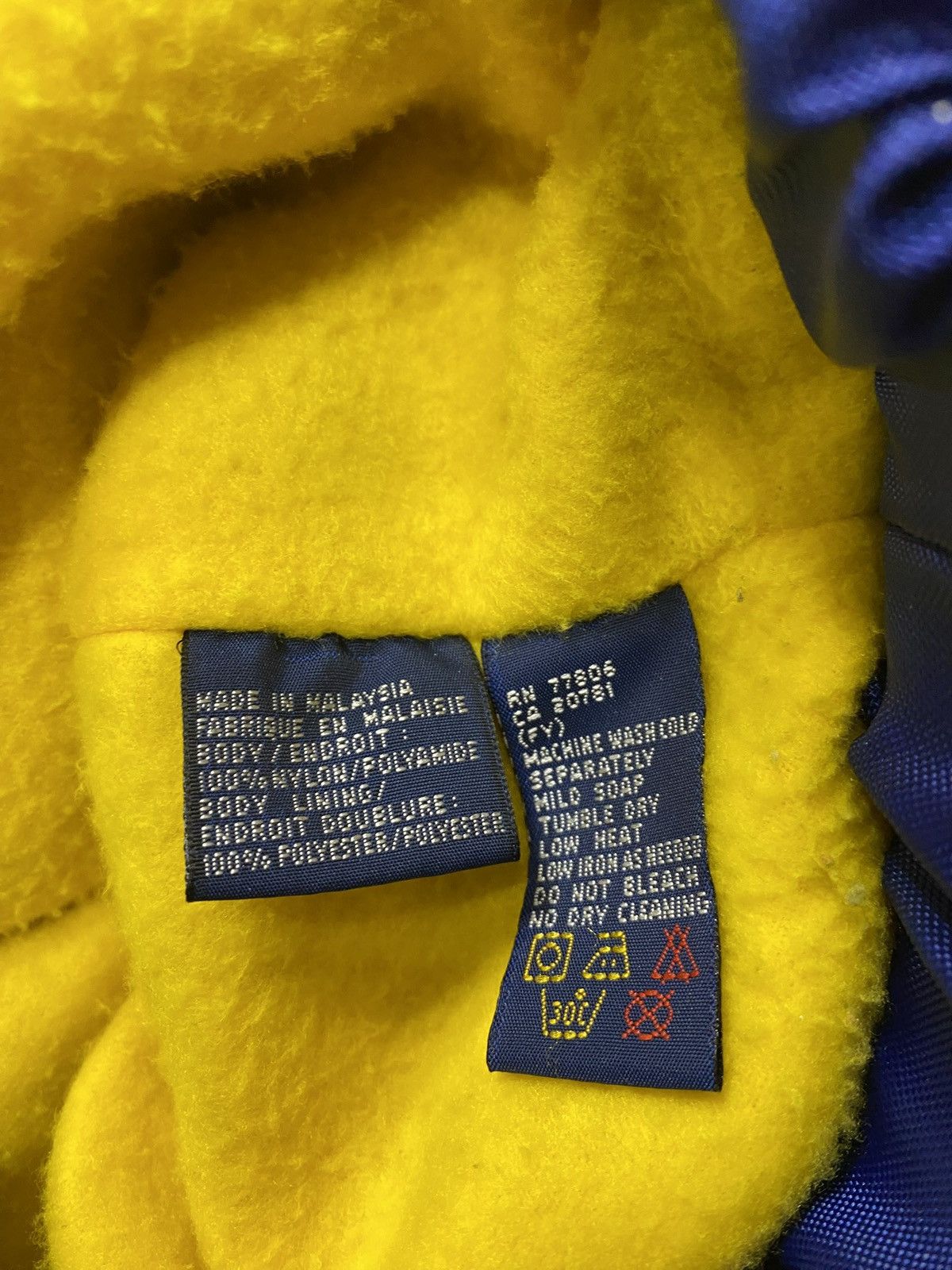 Tommy Hilfiger 90’s Vintage Tommy Hilfiger Heavy Windbreaker/ Sail Jacket Size US L / EU 52-54 / 3 - 5 Thumbnail