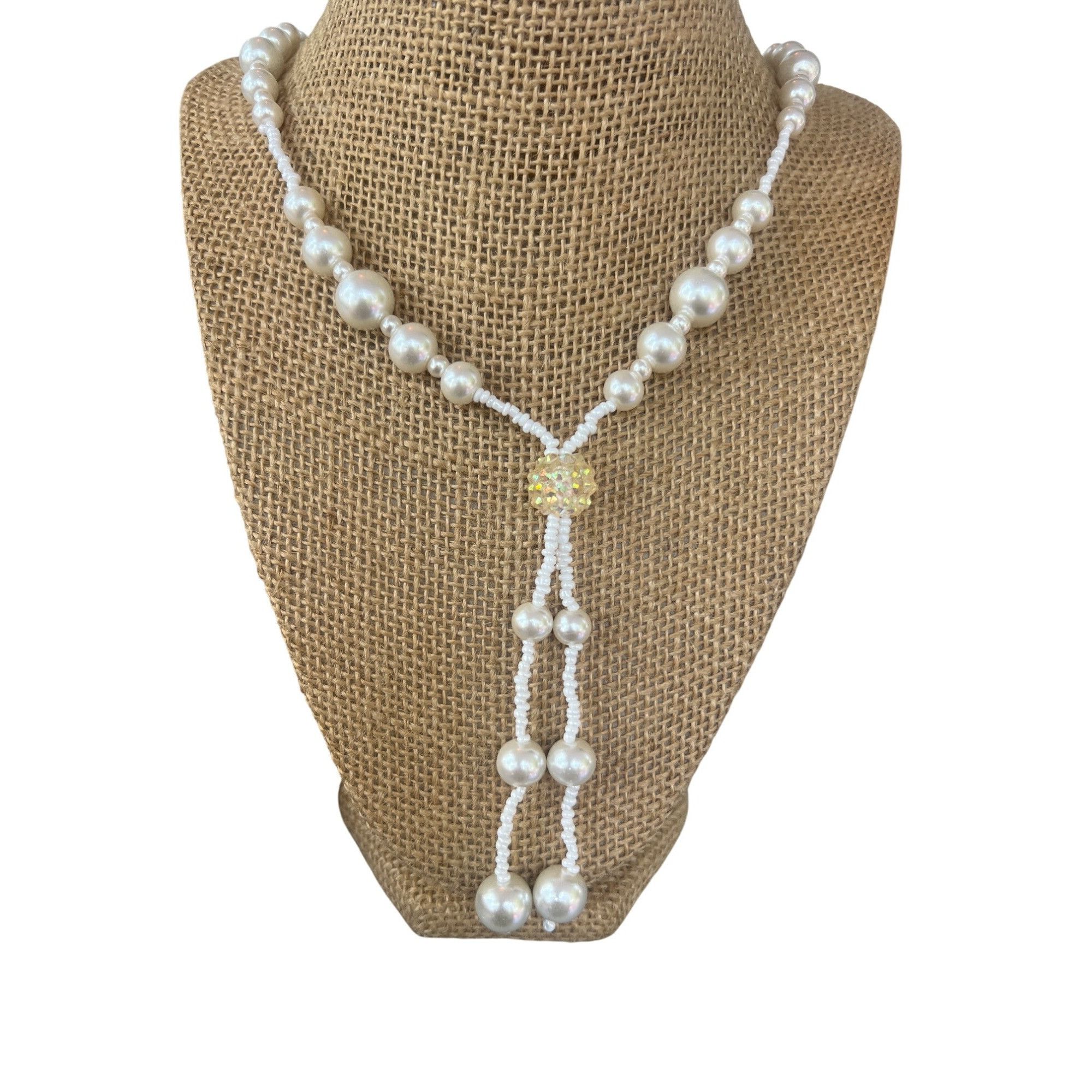 Handmade Handmade White Faux Pearl Glass Bead Lariat Necklace Tassel Size ONE SIZE - 1 Thumbnail