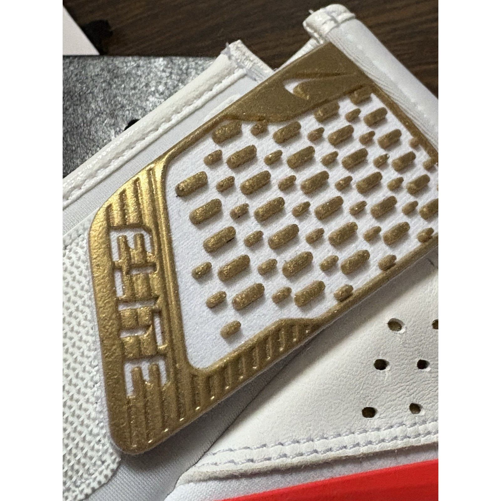 Nike Rare Nike Alp Elt Batt Glov NXT Playoff Pack Sheep Skin Sz L Size ONE SIZE - 5 Thumbnail