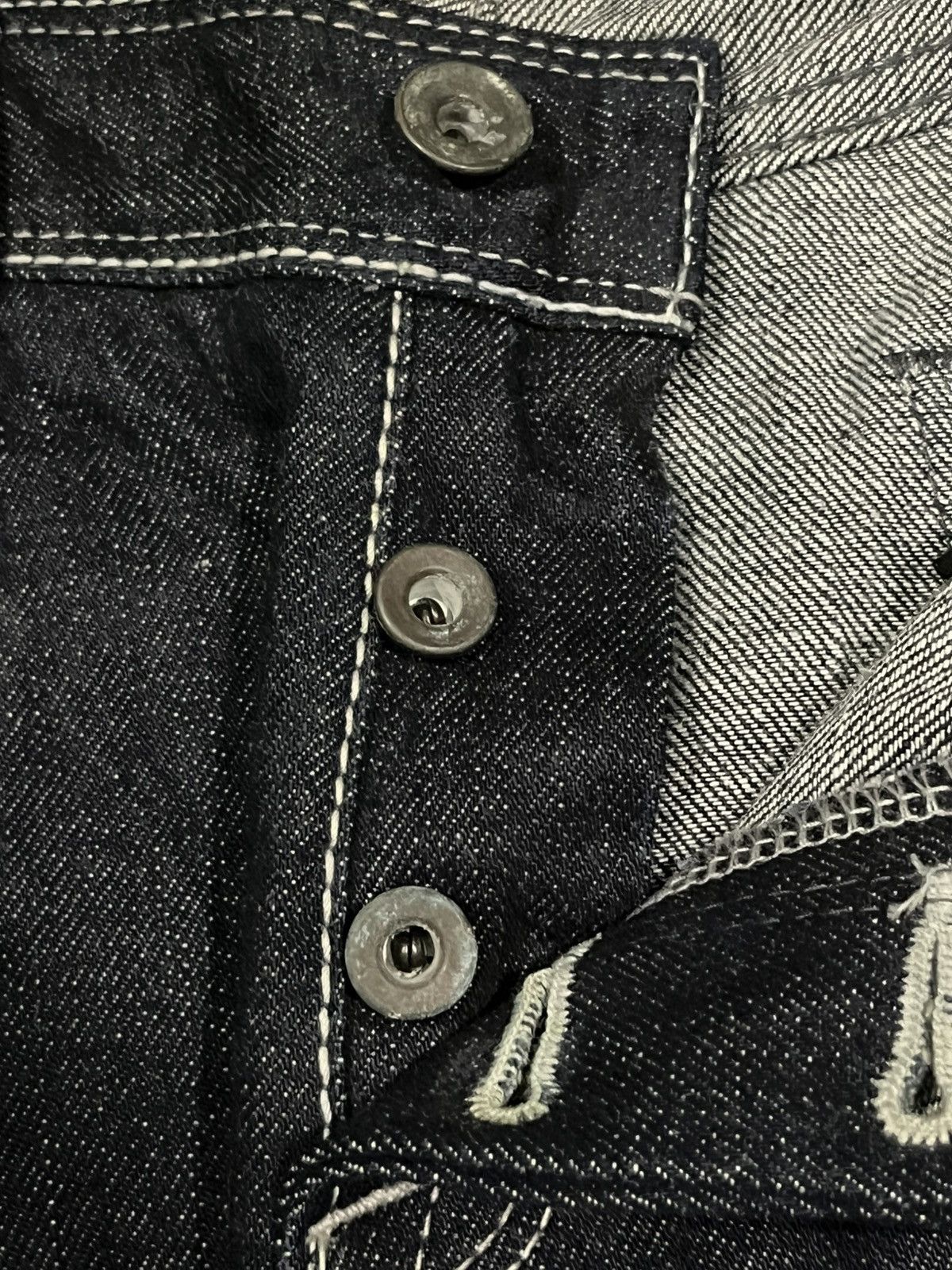 GOSTAR DE FUGA × If Six Was Nine × Le Grande Bleu (L.G.B.) Japanese Gostar De Fuga Dark Washed Selvedge Button Fly Jean Size US 32 / EU 48 - 7 Thumbnail