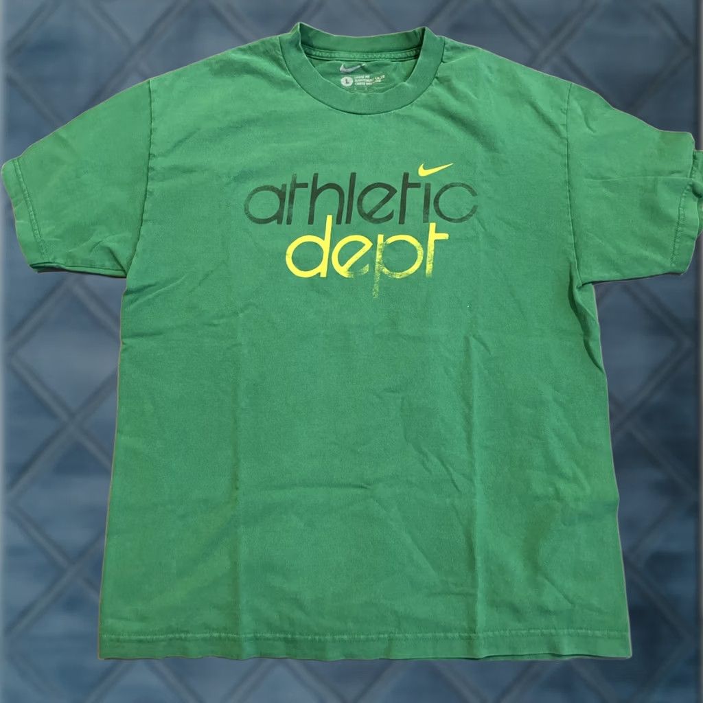 Nike VINTAGE Nike Athletic Dept. Green & Yellow T Shirt Men Large Crew Neck Short Sleeve Logo 90s Size US L / EU 52-54 / 3 - 1 Thumbnail