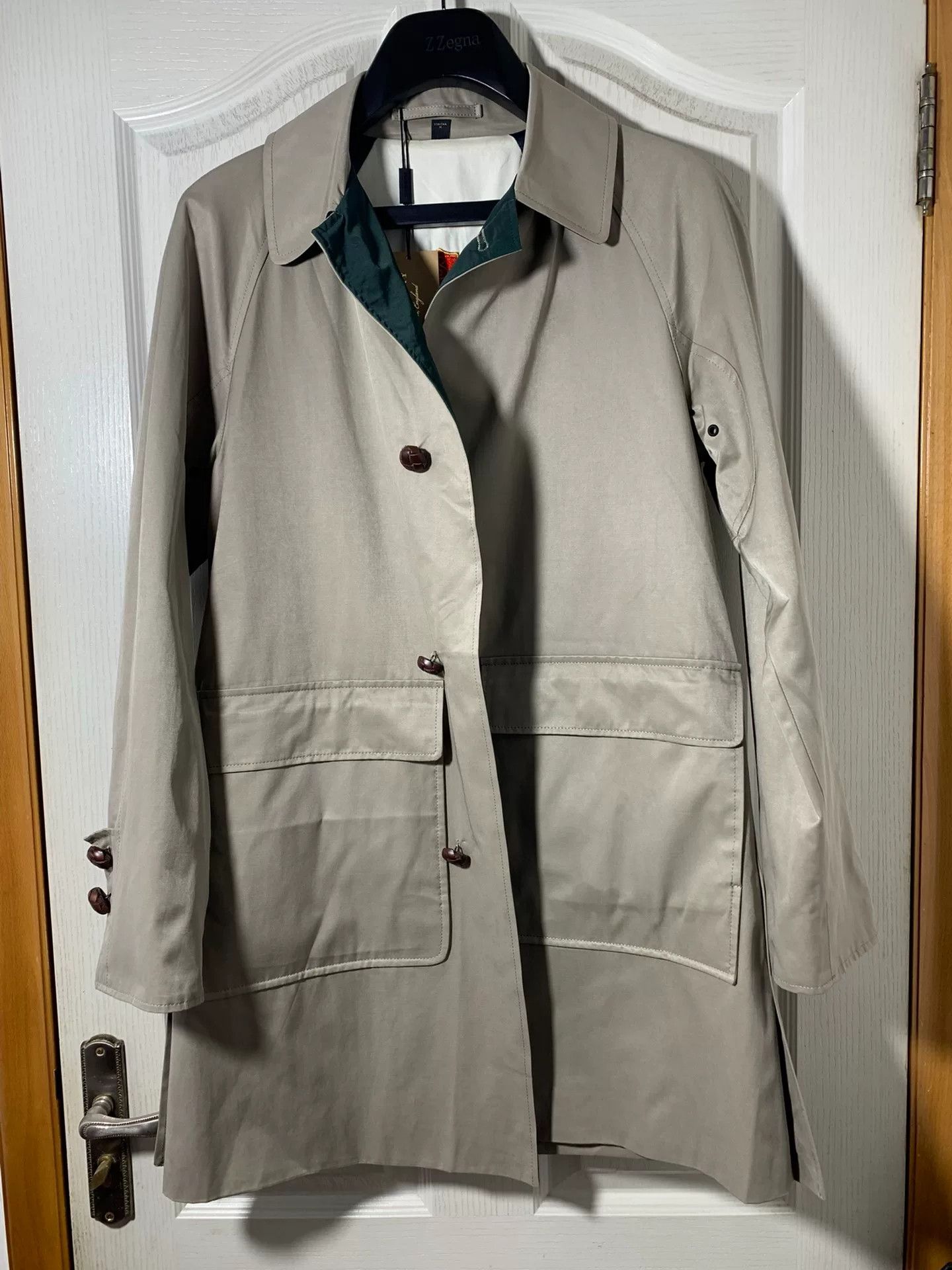 Burberry Burberry Men's Lightweight Trench Coat Size US M / EU 48-50 / 2 - 1 Thumbnail