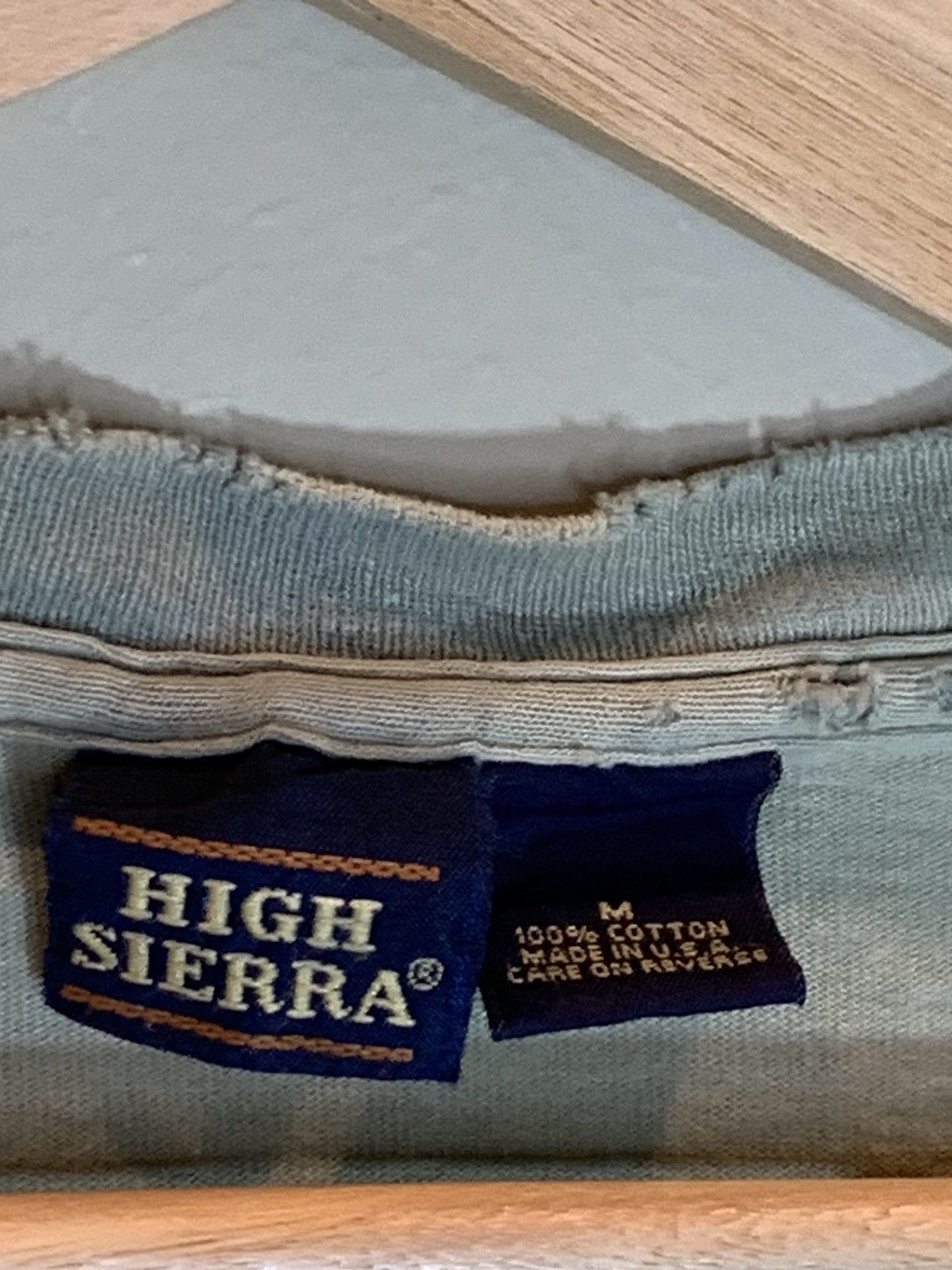 High Sierra *RARE* Vintage High Sierra California Brand USA-Made T-Shirt Size US M / EU 48-50 / 2 - 5 Thumbnail