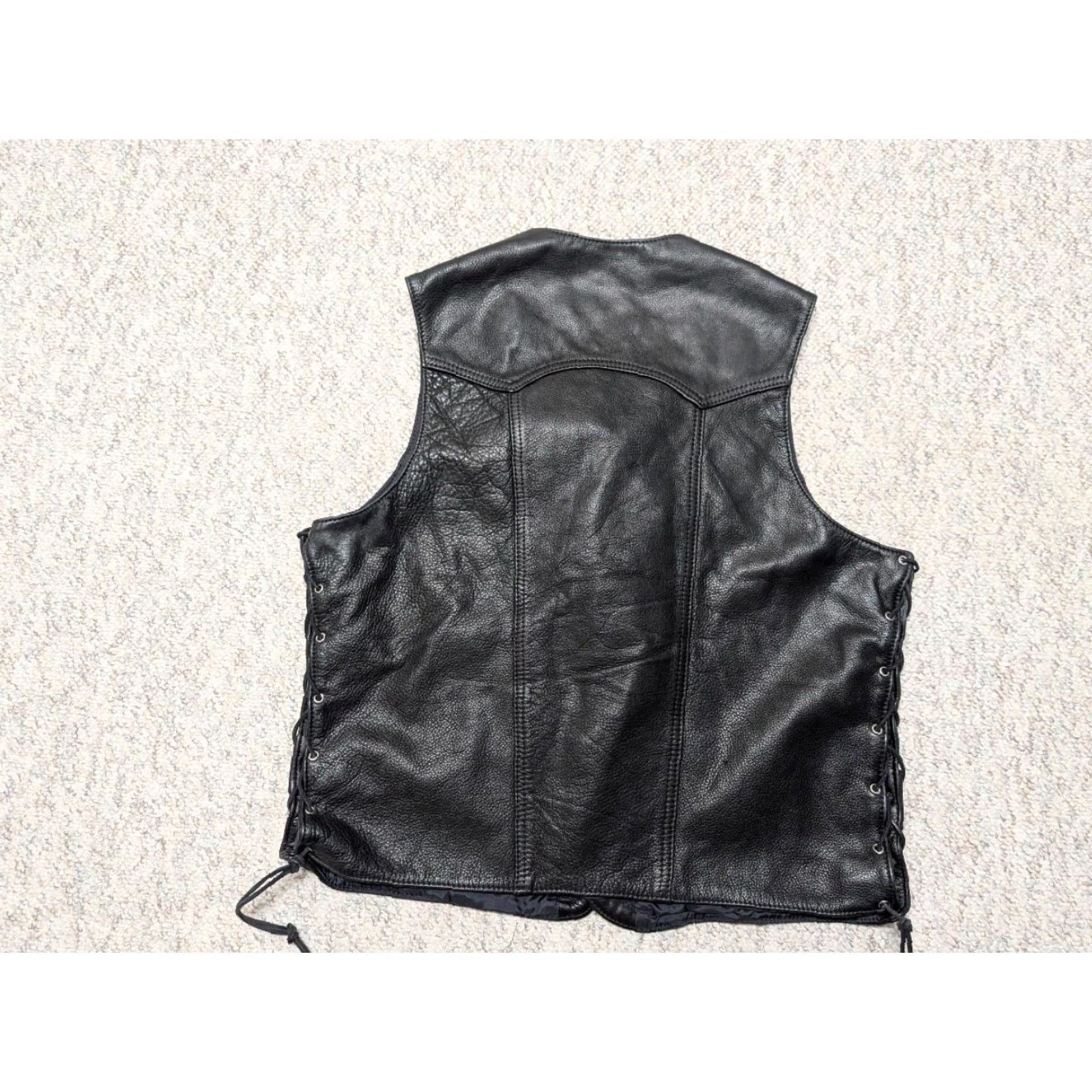 Vintage VINTAGE Kerr USA made buffalo nickel leather vest L mens 44-46 black western vest Men’s Buffalo Nickel buttons Leather cowboy 44-46 XSL? Size US L / EU 52-54 / 3 - 2 Thumbnail