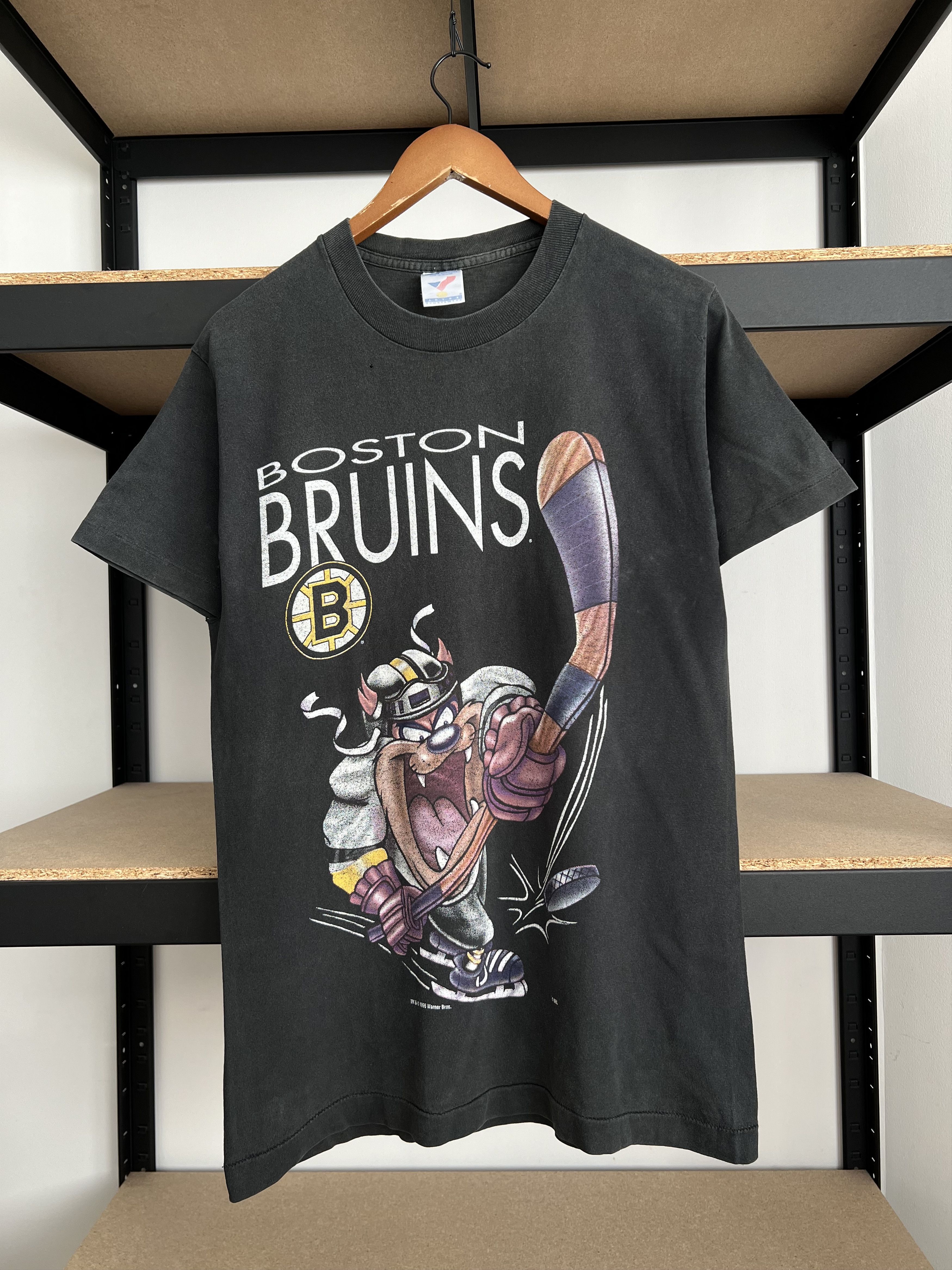 NHL Vintage 1996 Boston Bruins Warner Bros Taz NHL Cartoon Size US M / EU 48-50 / 2 - 3 Thumbnail