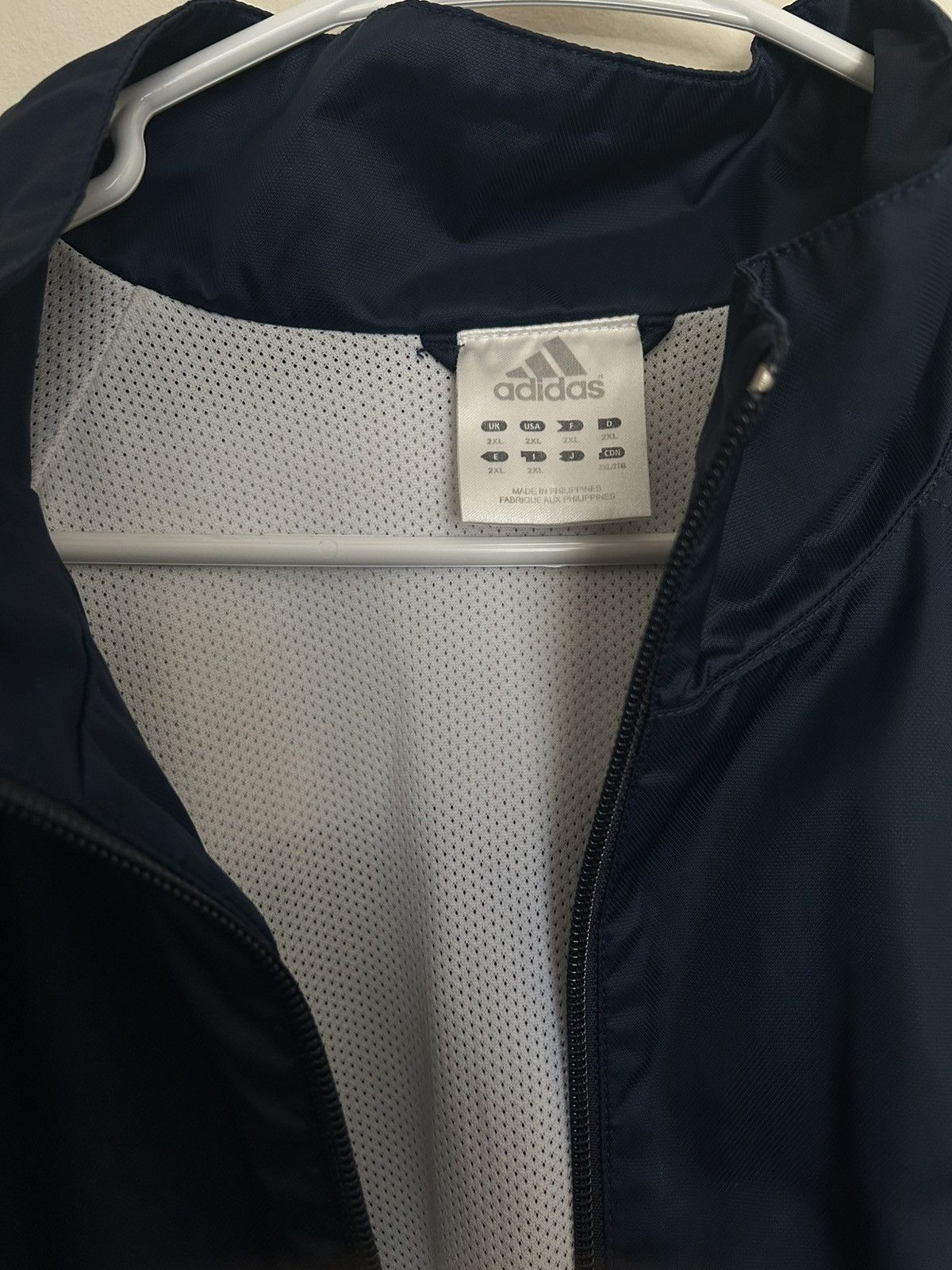 Adidas Vintage Adidas woman’s basketball windbreaker zip up jacket Size XL / US 12-14 / IT 48-50 - 4 Thumbnail
