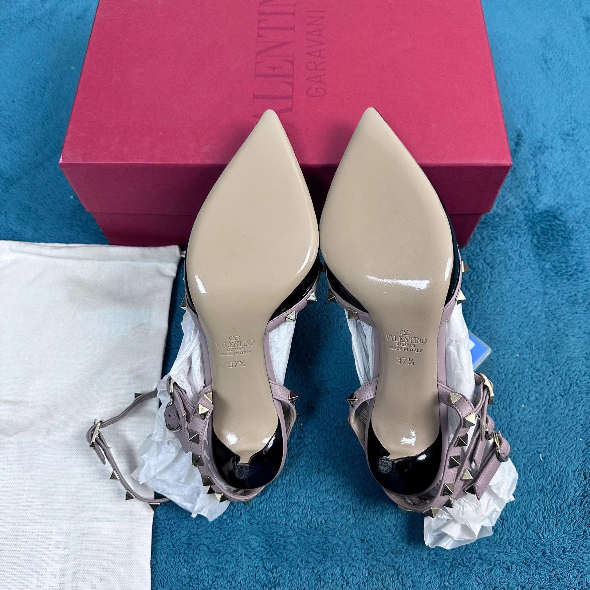 Valentino Valentino Rockstud Patent Pointed 3 Studs Pumps 37.5 Black Size US 6.5 / IT 36.5 - 5 Thumbnail