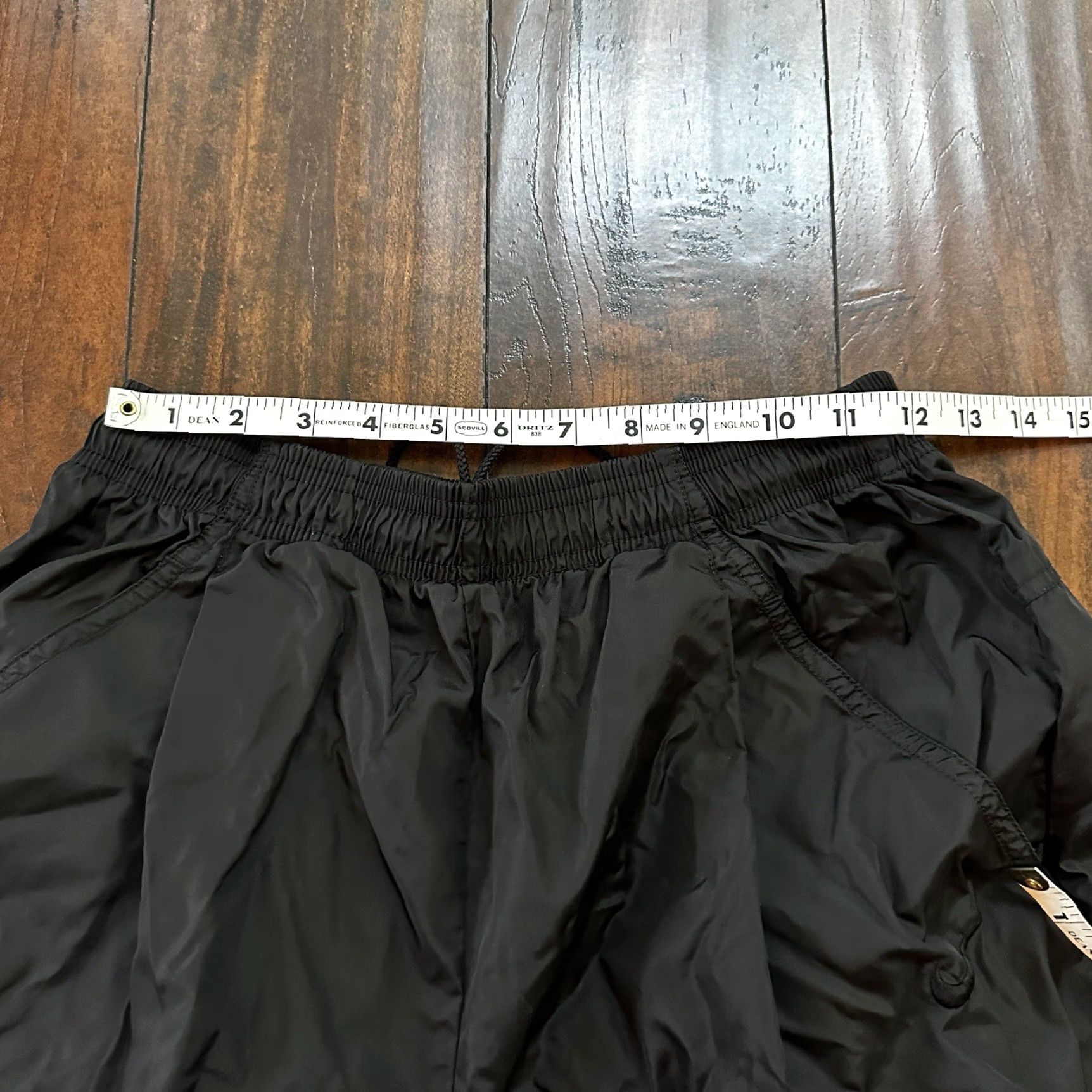 Nike VINTAGE Nike VTG 90s Grey Tag Windpants Track Pants Ankle Zip Unlined Black M 1990s Size US 31 - 4 Thumbnail