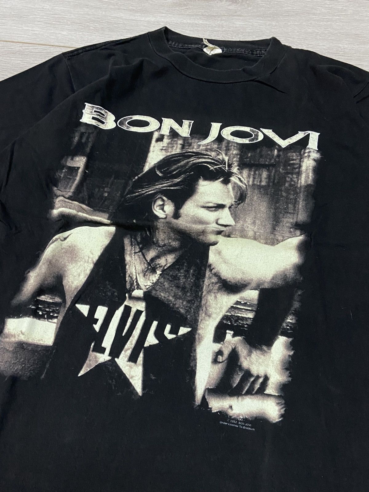 Bon Jovi Vintage 1993 Bon Jovi world tour T-Shirt Size US L / EU 52-54 / 3 - 4 Thumbnail