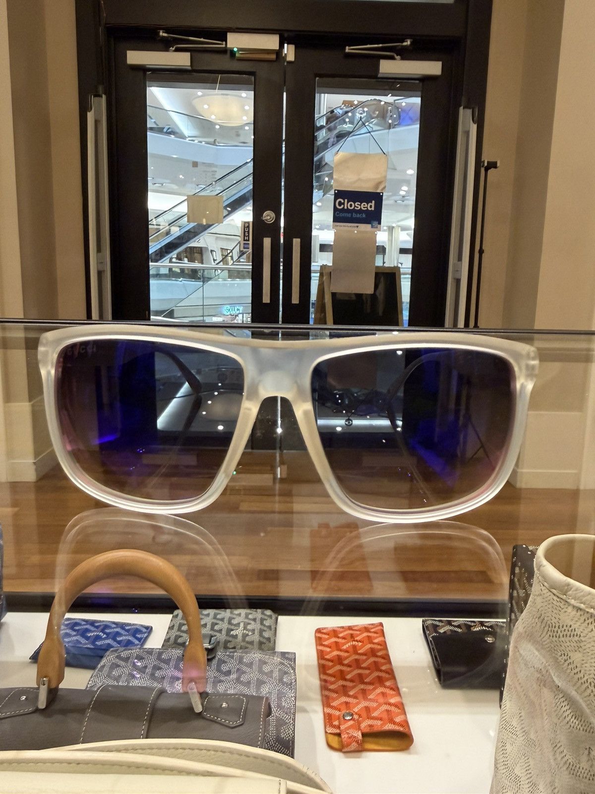 Gucci Gucci Transparent Sunglasses Size ONE SIZE - 4 Thumbnail