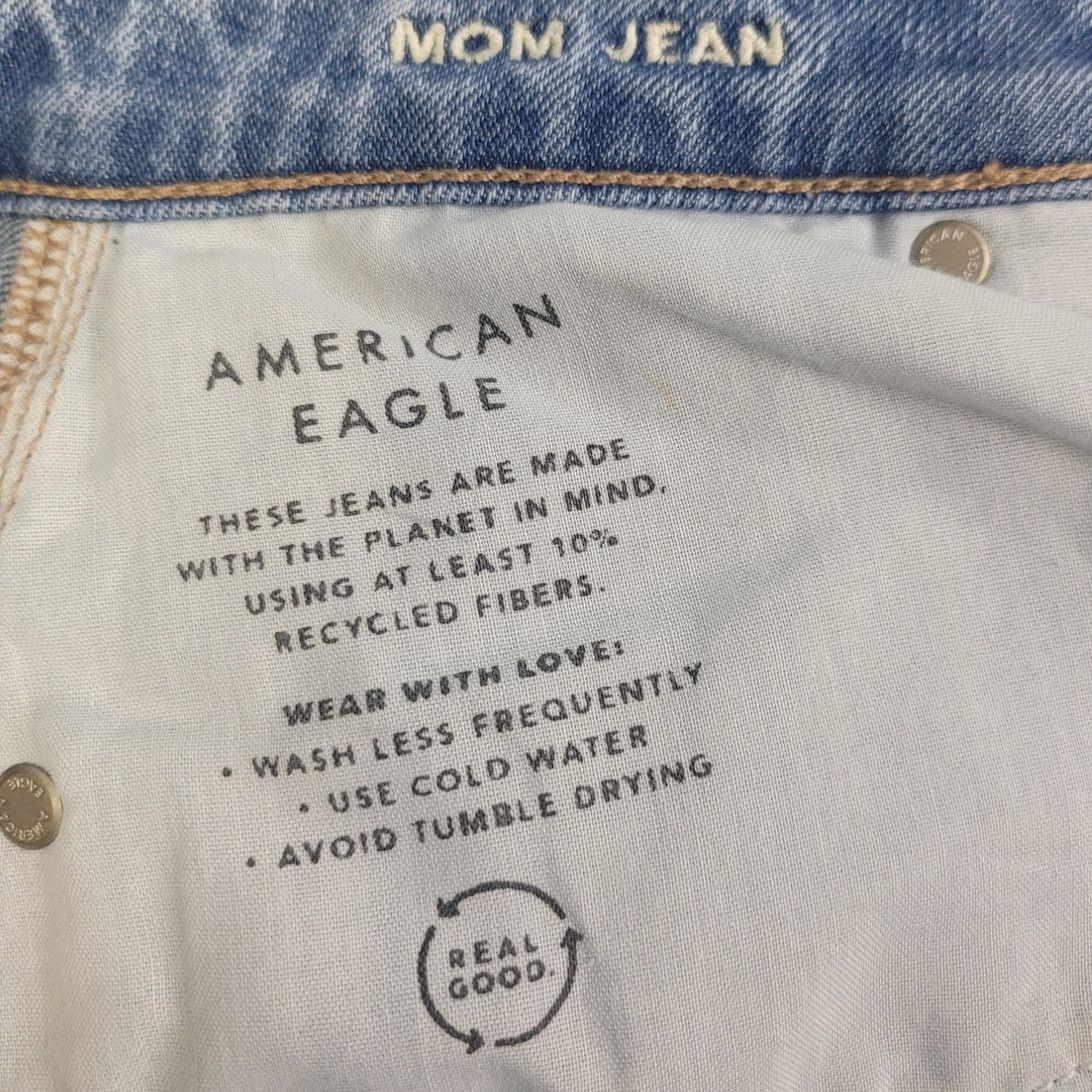 American Eagle Outfitters New American Eagle Size 00 Regular Mom Jean Denim Blue Jeans Size 24" / US 00 / IT 34 - 5 Thumbnail