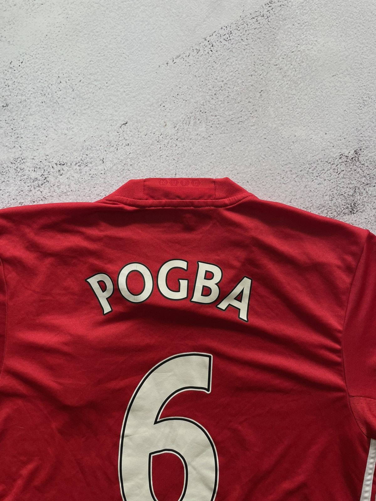 Other MANCHESTER UNITED 2015 2016 FOOTBALL JERSEY #6 Paul Pogba Size US S / EU 44-46 / 1 - 5 Thumbnail