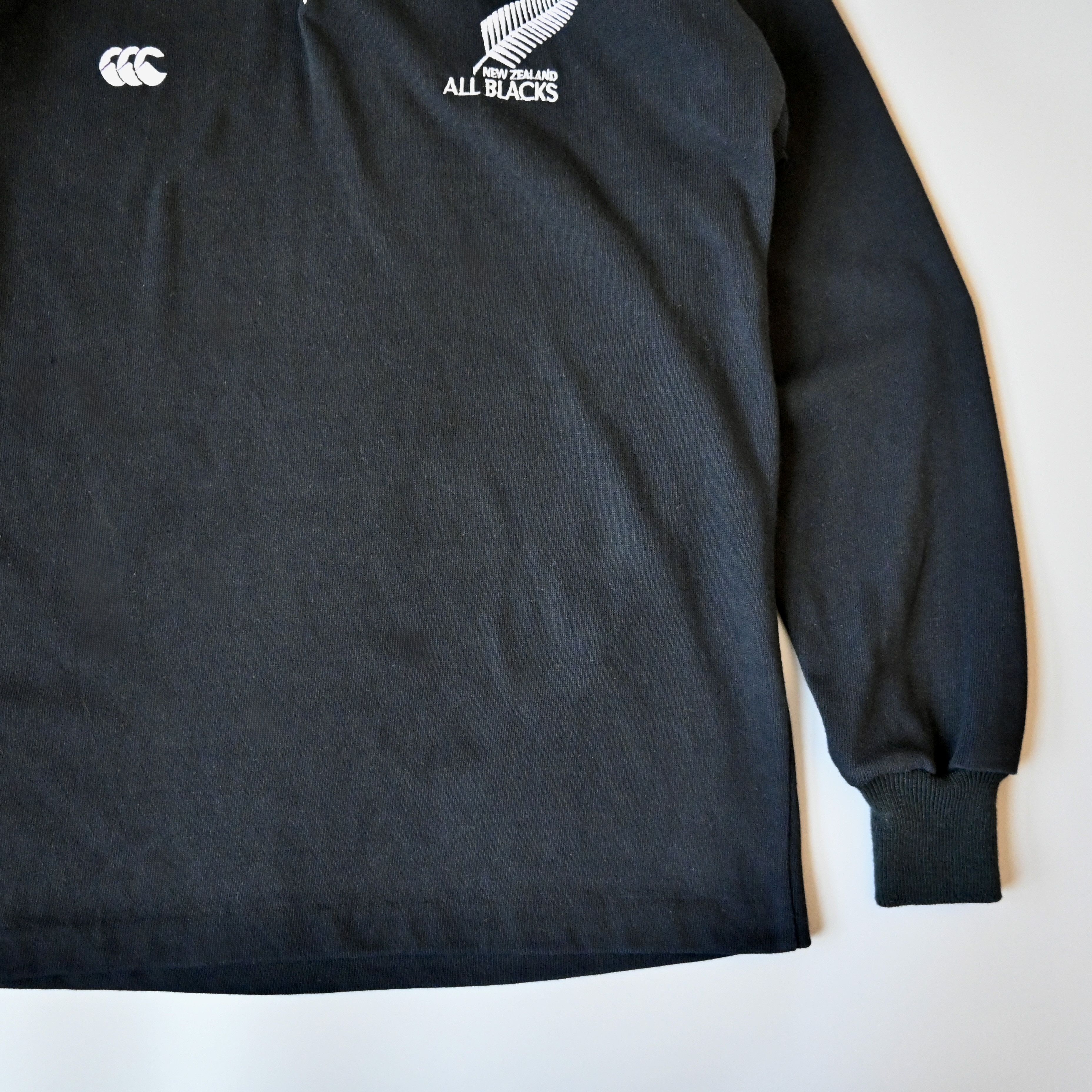 Canterbury of New Zealand VTG 1990-92 Canterbury x New Zealand All Blacks rugby shirt Size US M / EU 48-50 / 2 - 3 Thumbnail