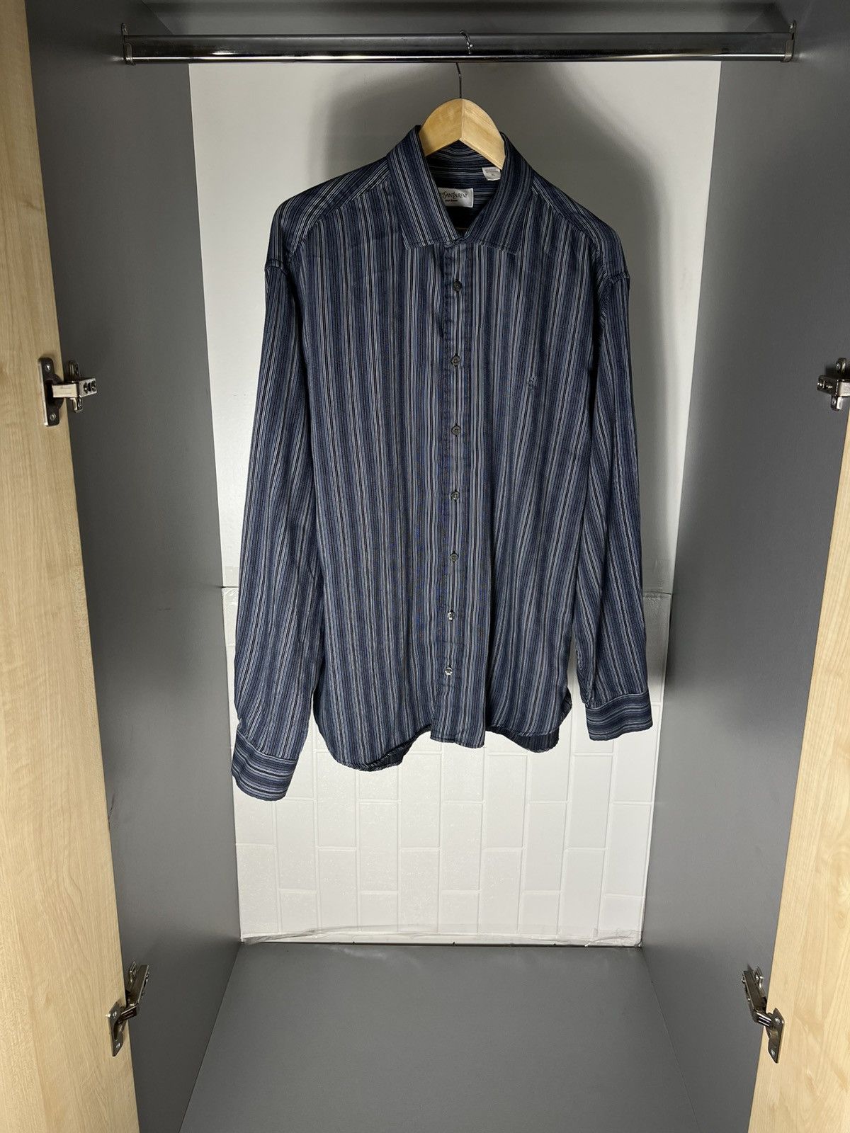 Saint Laurent Paris VINTAGE YVES SAINT LAURENT CLASSIC CASUAL DESIGNER SHIRT 90s Size US XL / EU 56 / 4 - 3 Thumbnail