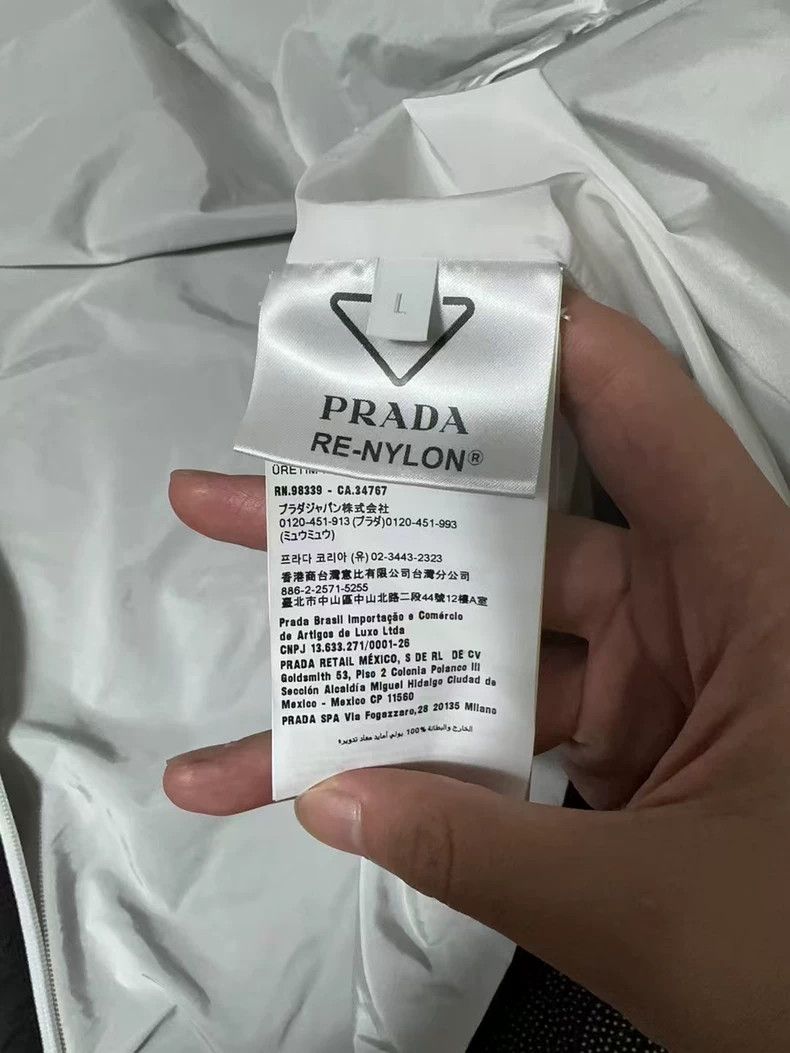 Prada Prada Zipper triangle logo jacket Size US L / EU 52-54 / 3 - 4 Thumbnail
