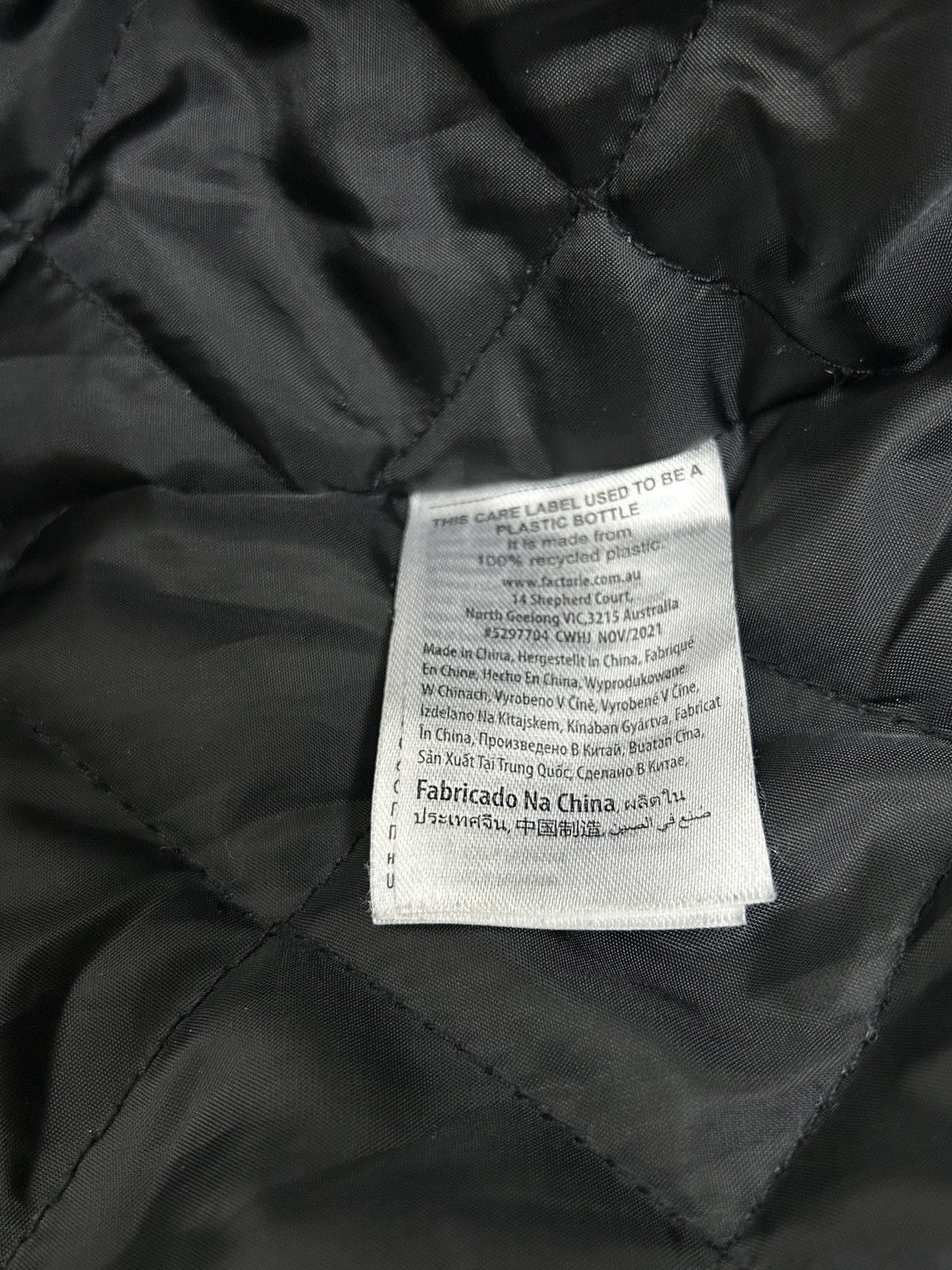 NFL NFL Raiders Oakland Los Angeles Black Bomber Jacket XL Size US XL / EU 56 / 4 - 9 Thumbnail