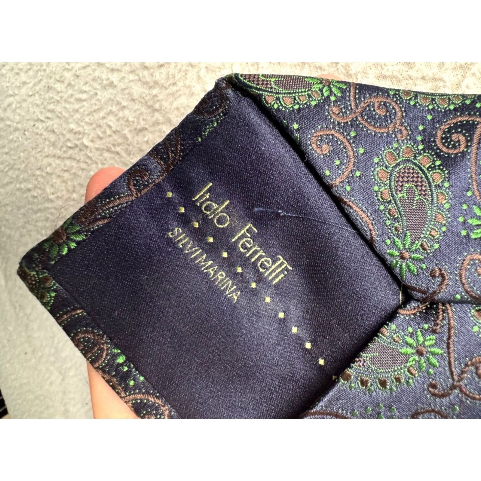 Vintage Italo Ferretti Tie Navy Green Paisley Silk Designer Narrow 29in 3.5in Men Vintage? Size ONE SIZE - 5 Thumbnail