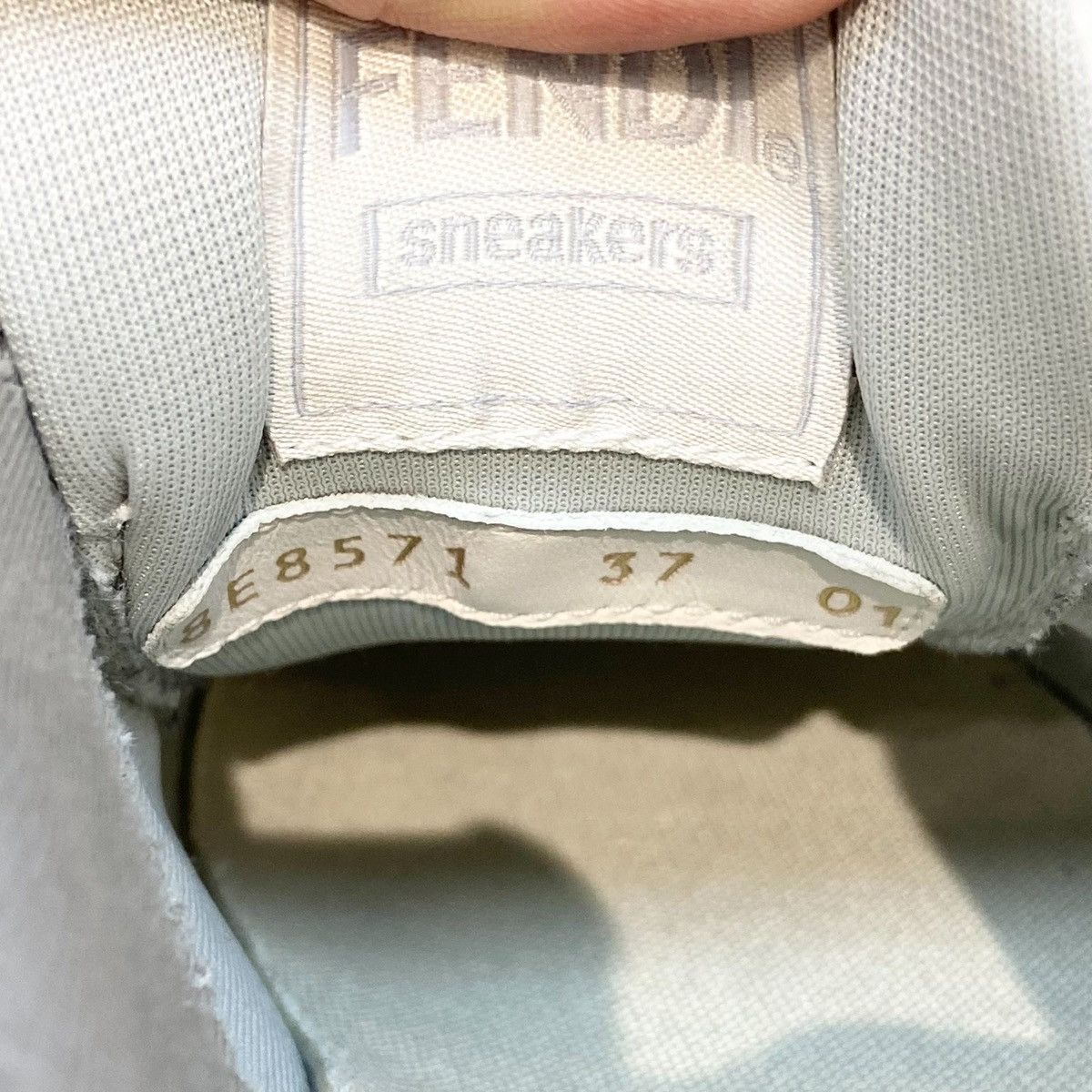Fendi Fendi Match sneakers in white and gray calf leather Size US 7 / IT 37 - 7 Thumbnail