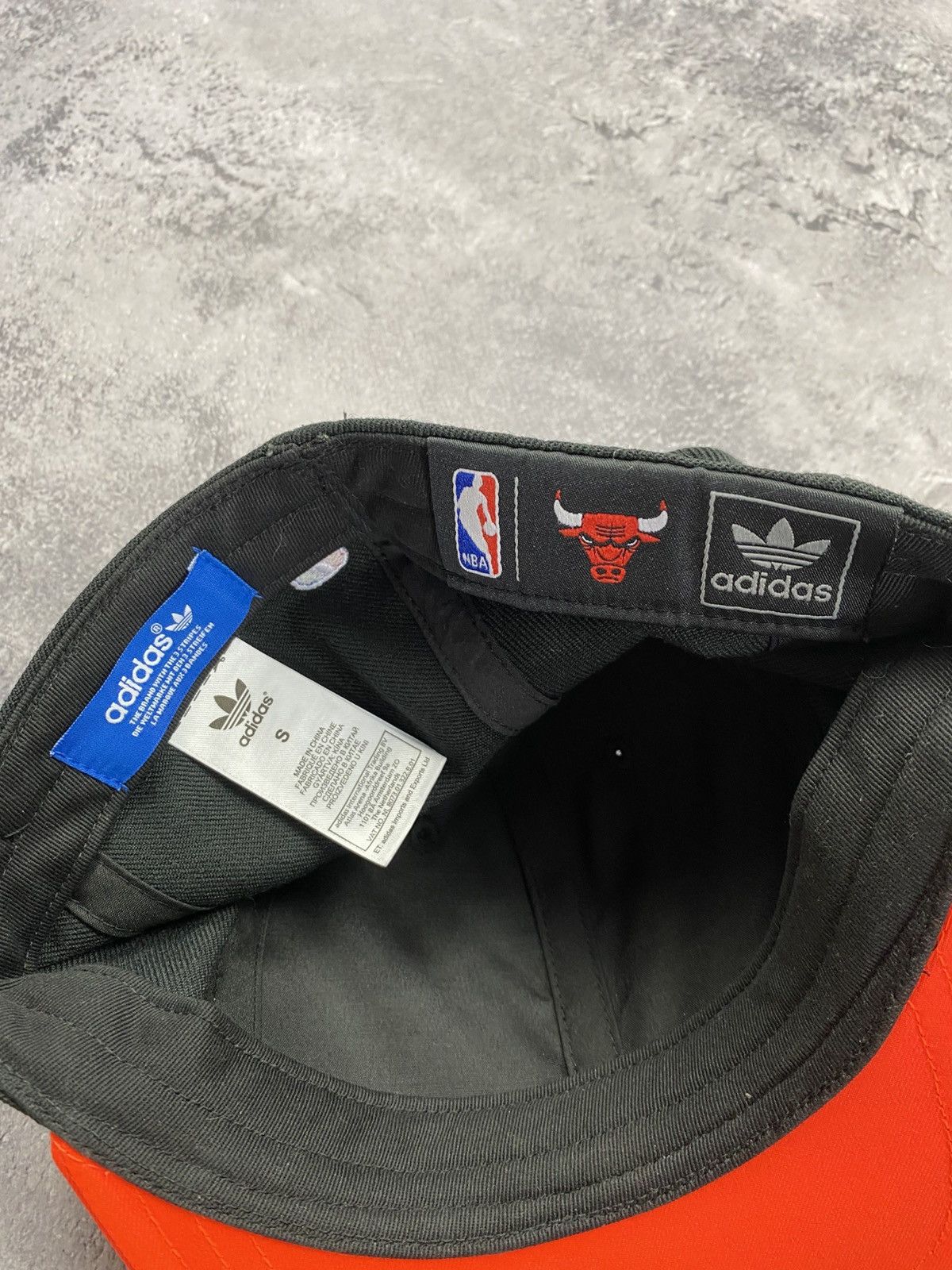 NBA Chicago Bulls Vintage Cap Jordan NBA Adidas Baseball Hat Size ONE SIZE - 12 Thumbnail