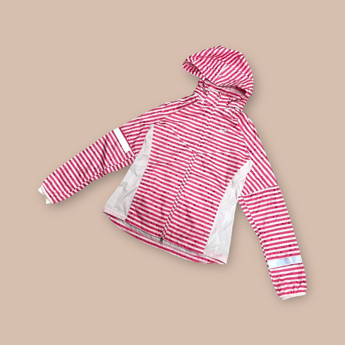 Nike NIKE WOMENS LILY VAPOR JACKET Size US L / EU 52-54 / 3 - 1 Thumbnail