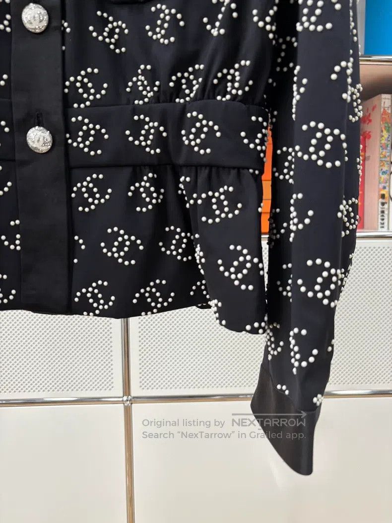 Chanel Chanel Pearl logo satin stitching jacket Size M / US 6-8 / IT 42-44 - 2 Thumbnail