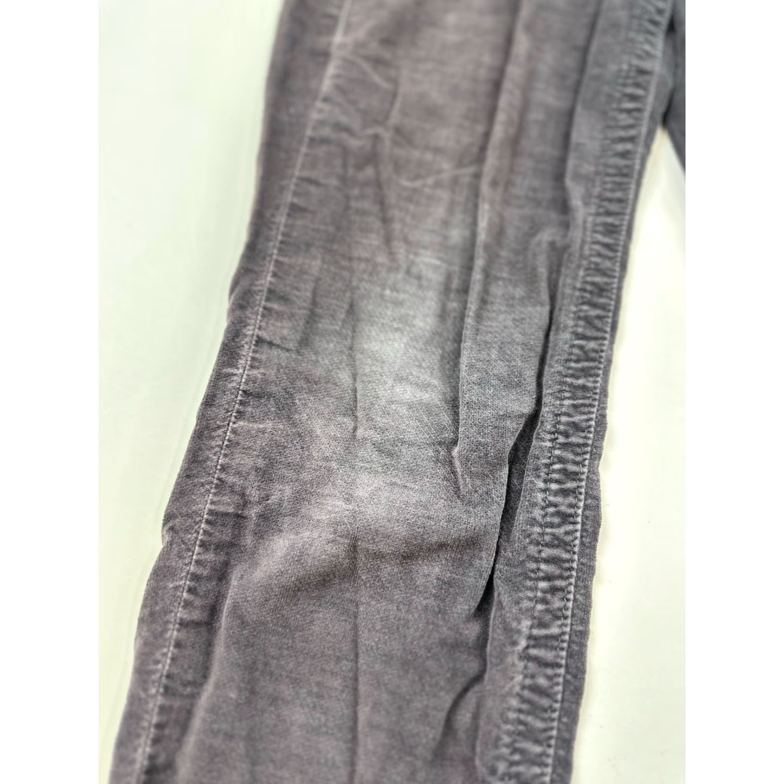 True Religion True Religion Pants Women’s 27 Grey Velvet Faded Size 27" / US 4 / IT 40 - 4 Thumbnail