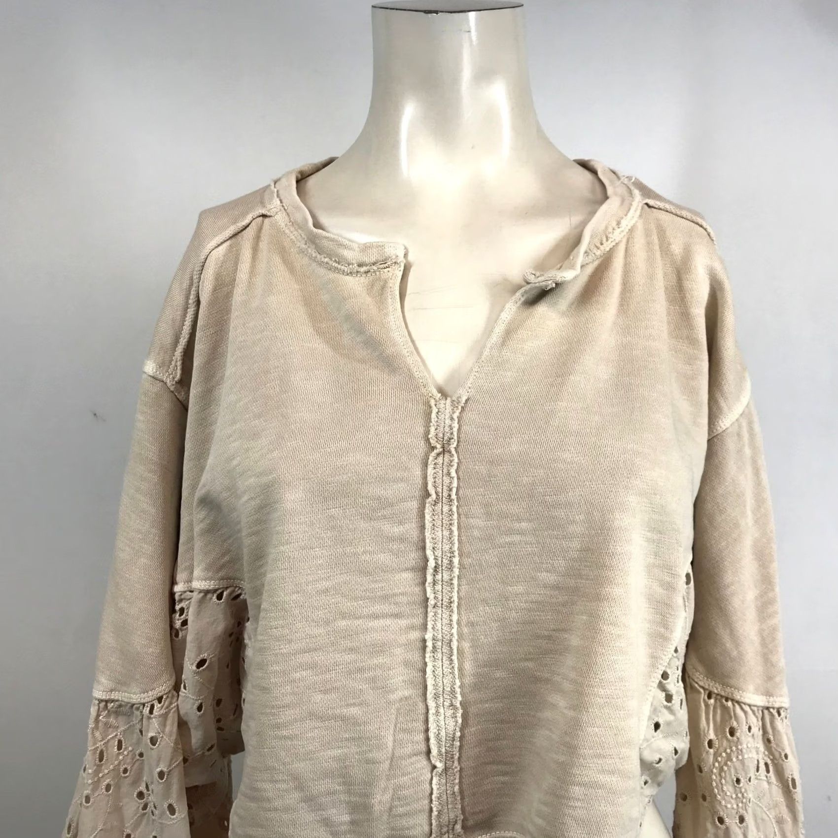 Vintage Pilcro Women Beige Cotton Eyelet Lace Balloon Sleeve Cropped Top S Size S / US 4 / IT 40 - 2 Thumbnail