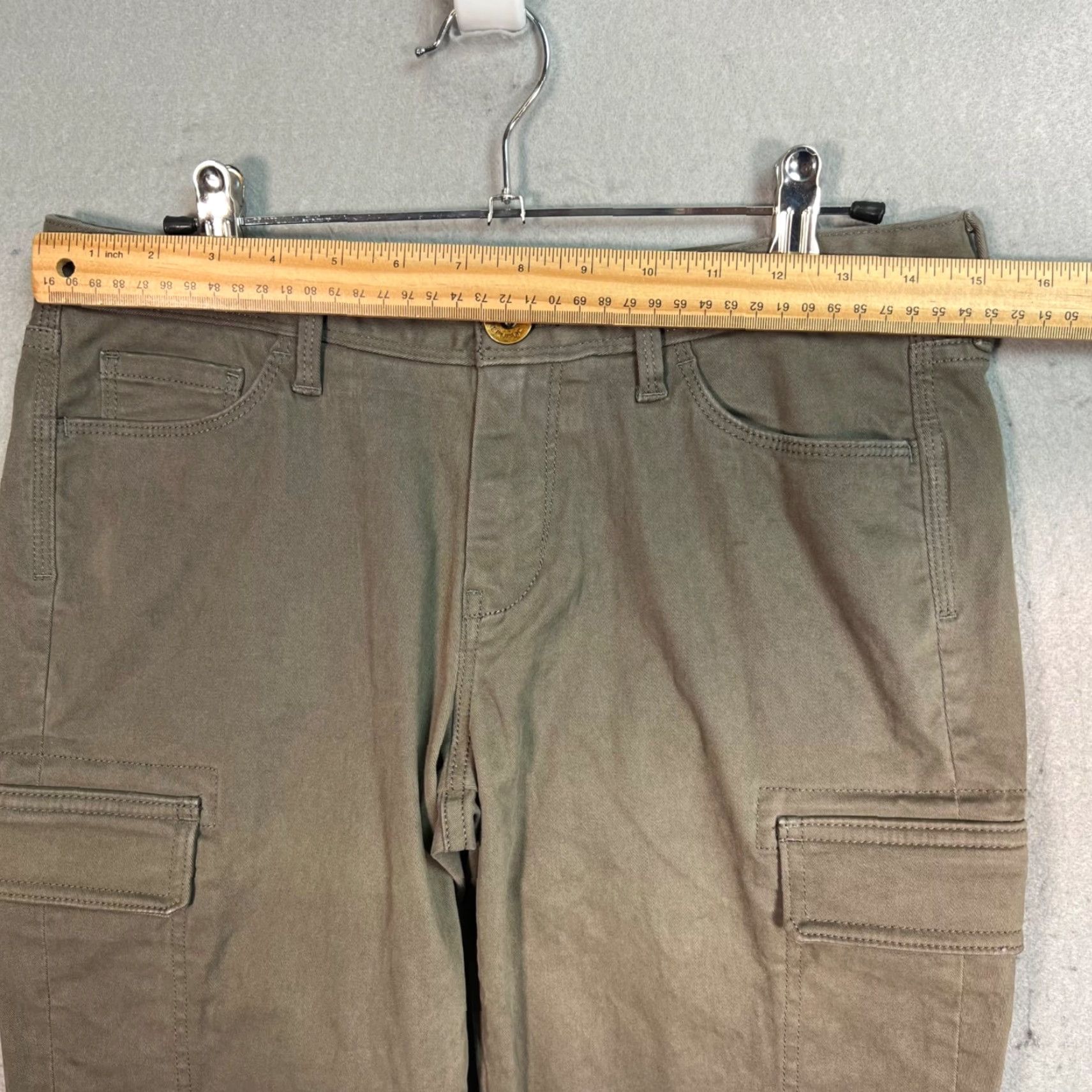 Banana Republic VINTAGE Banana Republic Heritage Collection Cargo Pants 27 Beige Slim Fit Cotton Blend Women 27 Beige Cargo Pants Womens size 27 Slim fit Cotton Blend Size 27" / US 4 / IT 40 - 5 Thumbnail