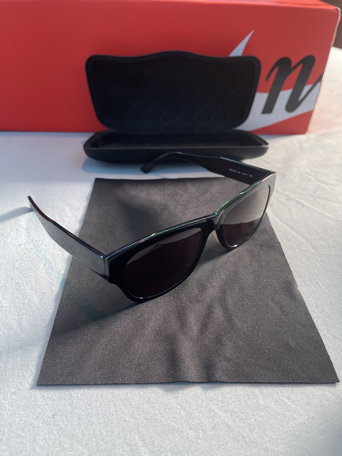 Balenciaga Balenciaga Sunglasses Size ONE SIZE - 2 Thumbnail
