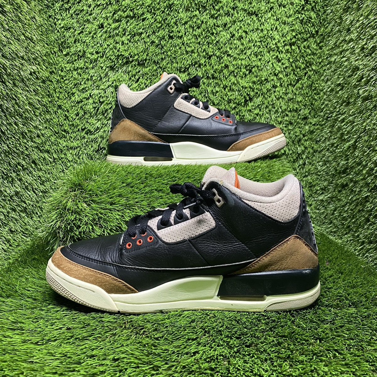 Jordan Brand Jordan 3 “Desert Elephant” (Size 9.5) Size US 9.5 / EU 42-43 - 2 Thumbnail