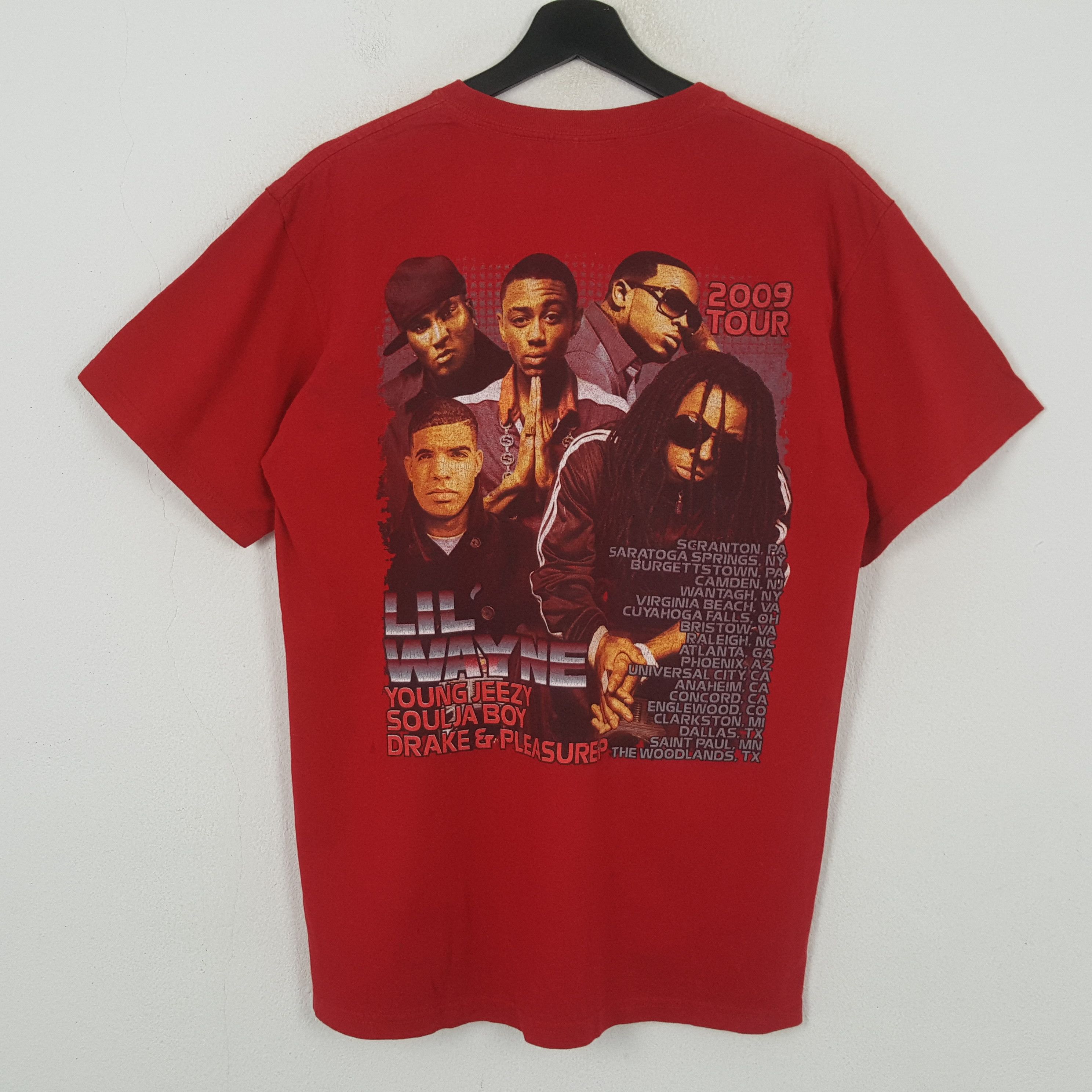 Band Tees Lil Wayne Tour 2008/2009 Rapper Singer Music Tshirt RR24 Size US M / EU 48-50 / 2 - 3 Thumbnail