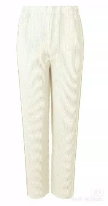 Issey Miyake Issey Miyake size:one size Cream-colored pleated pants Size 42" / US 20 - 1 Thumbnail