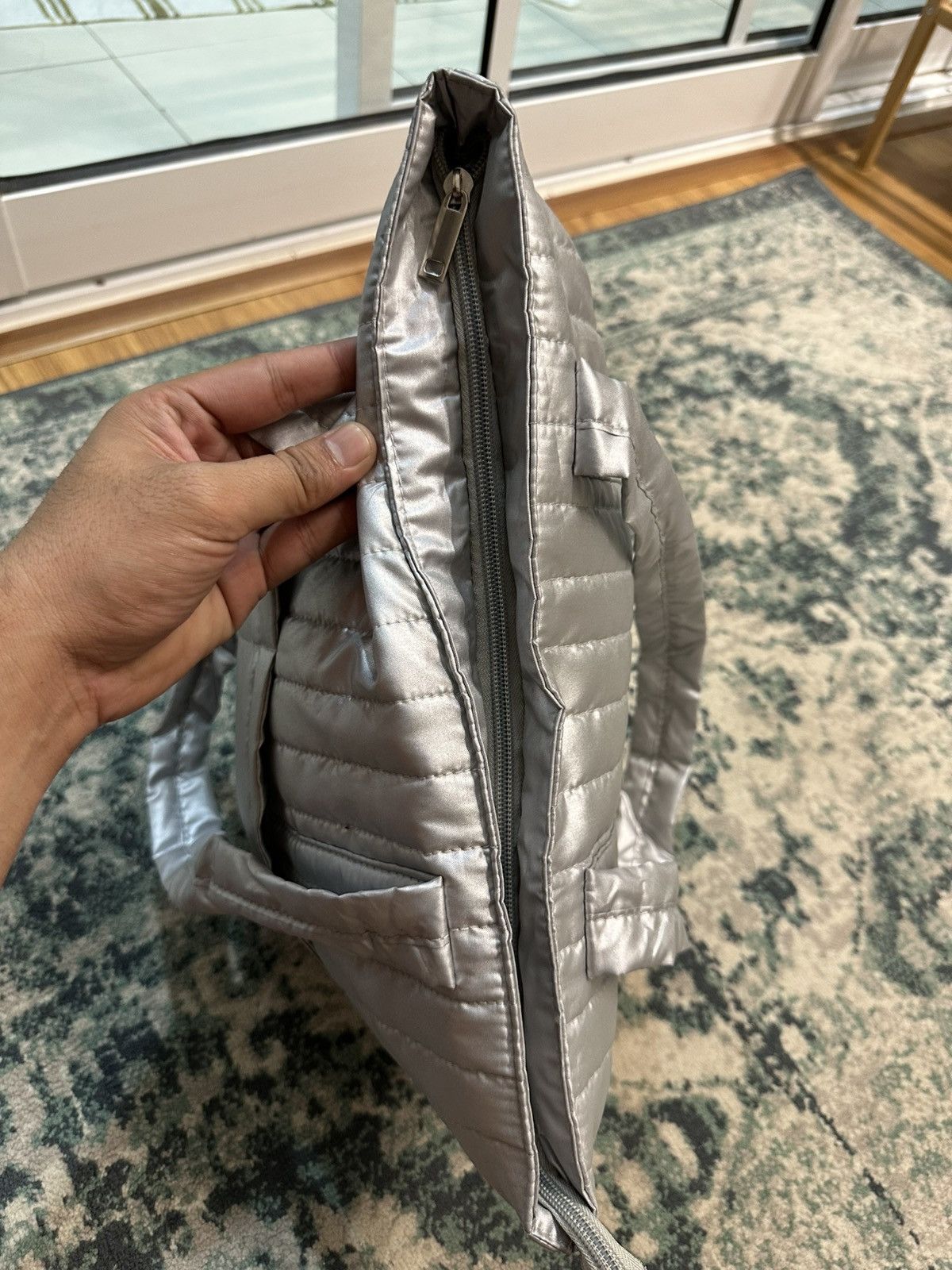 Issey Miyake Plantation By Issey Miyake Silver Puffer Tote Bag Size ONE SIZE - 15 Thumbnail