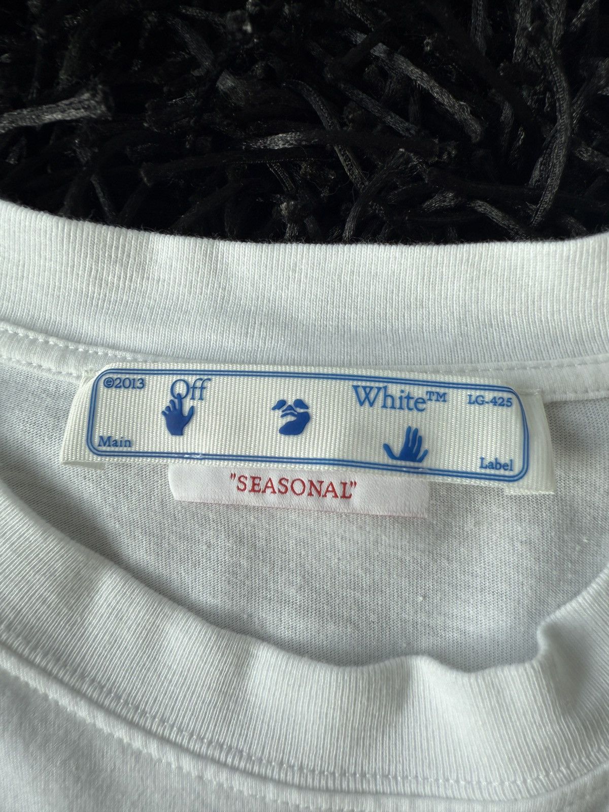 Off-White Off-White Logo T-Shirt Size US S / EU 44-46 / 1 - 6 Thumbnail