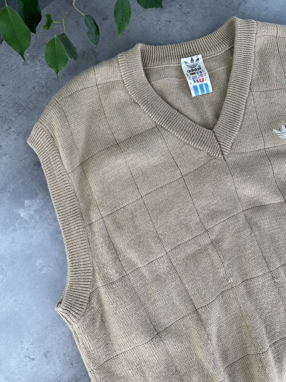 Adidas Adidas Vintage Vest Size US M / EU 48-50 / 2 - 3 Thumbnail
