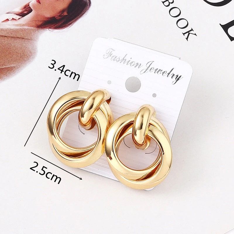 Other Gold Color Metal Twisted Earring Size ONE SIZE - 1 Thumbnail