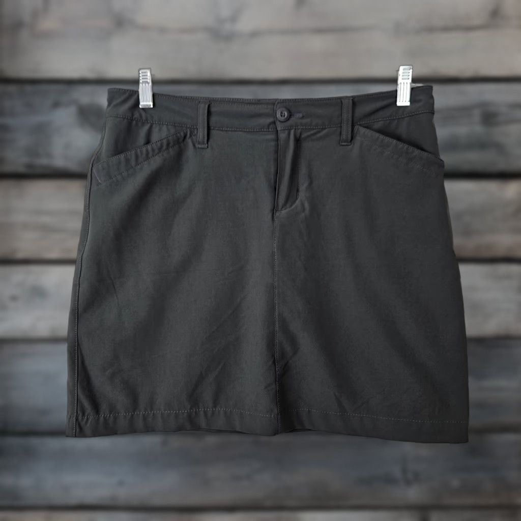 Eddie Bauer Eddie Bauer Womens Skort Sz 8 Gray Pockets Polyester Blend Skort Athletic Outdoor Activewear Shorts with Pockets Womens 8 Gray Size ONE SIZE - 1 Thumbnail