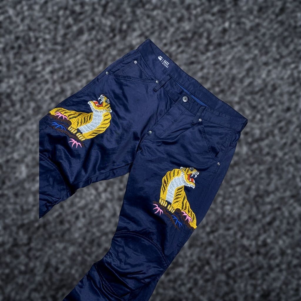 G-Star Pharrell x G Star Raw Jeans Tiger Logo Double Knee Jeans Size 32, NWOT, Blue, 3D Tapered, 32 Inseam, Regular Fit, Men Size US 32 / EU 48 - 1 Thumbnail